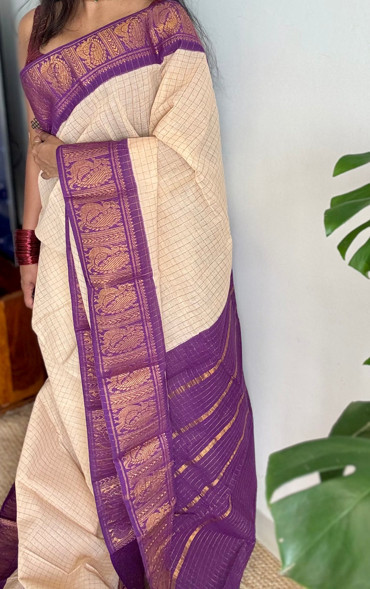 Ivory with purple contrast zari checkered sungudi, kattuchayam dyed madurai cotton - YCIEON95