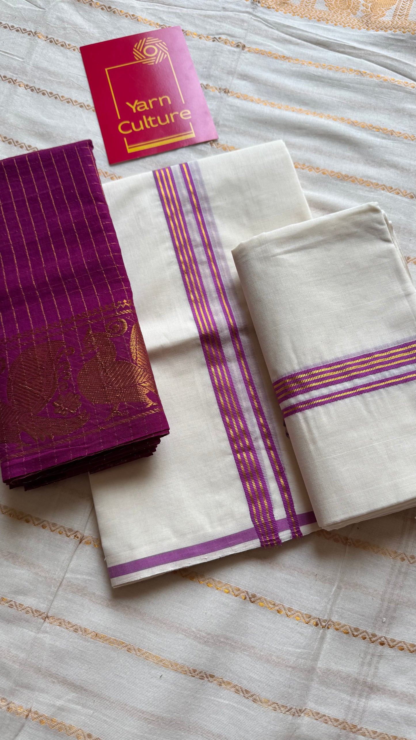 Set mund, handwoven from Chendamangalam looms, purple pink (vadamalli) and gold - YCIEON144