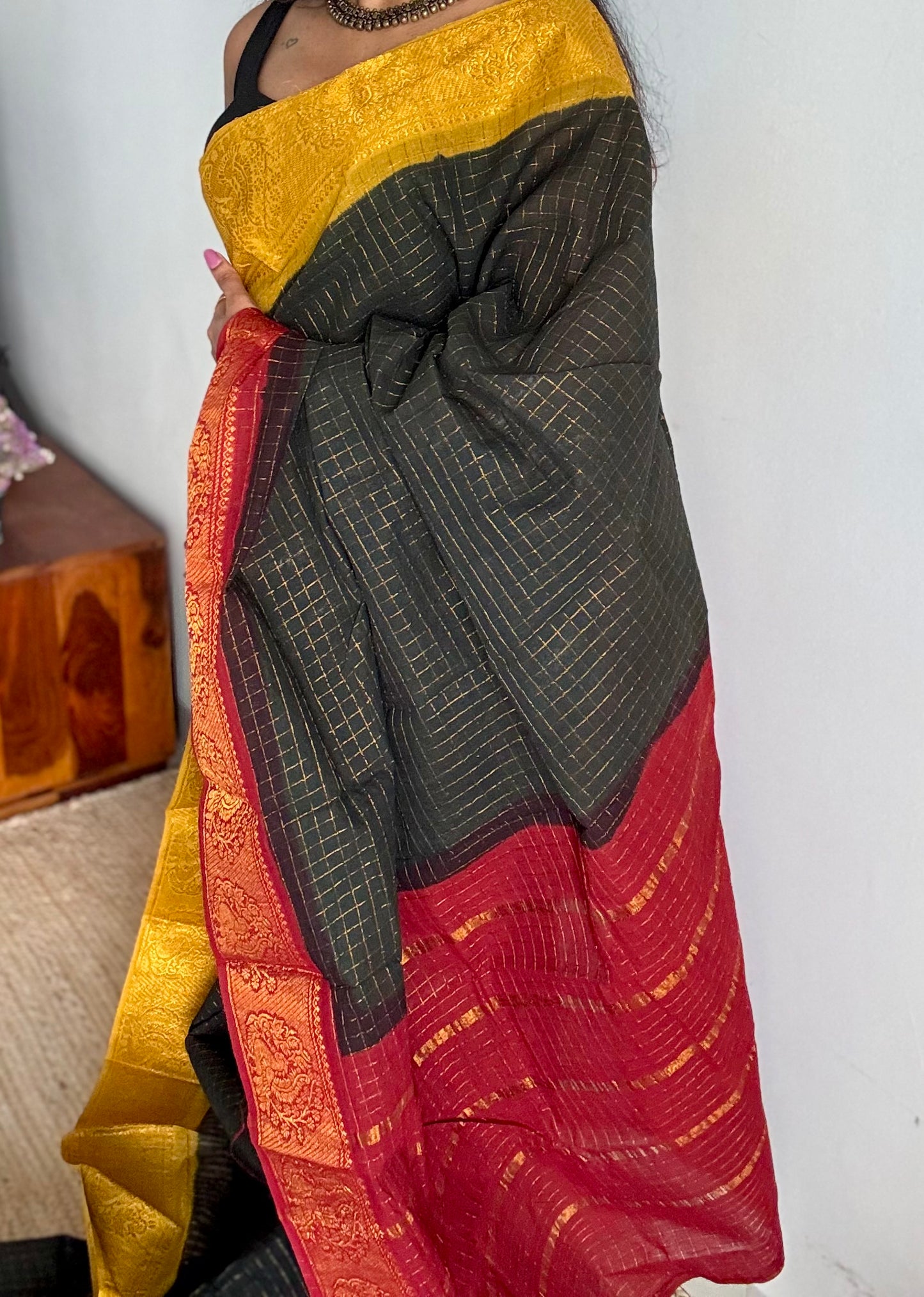 Sungudi cotton checks, black base, red and yellow dual tone border, soft cotton - YCCOTNGJJA180