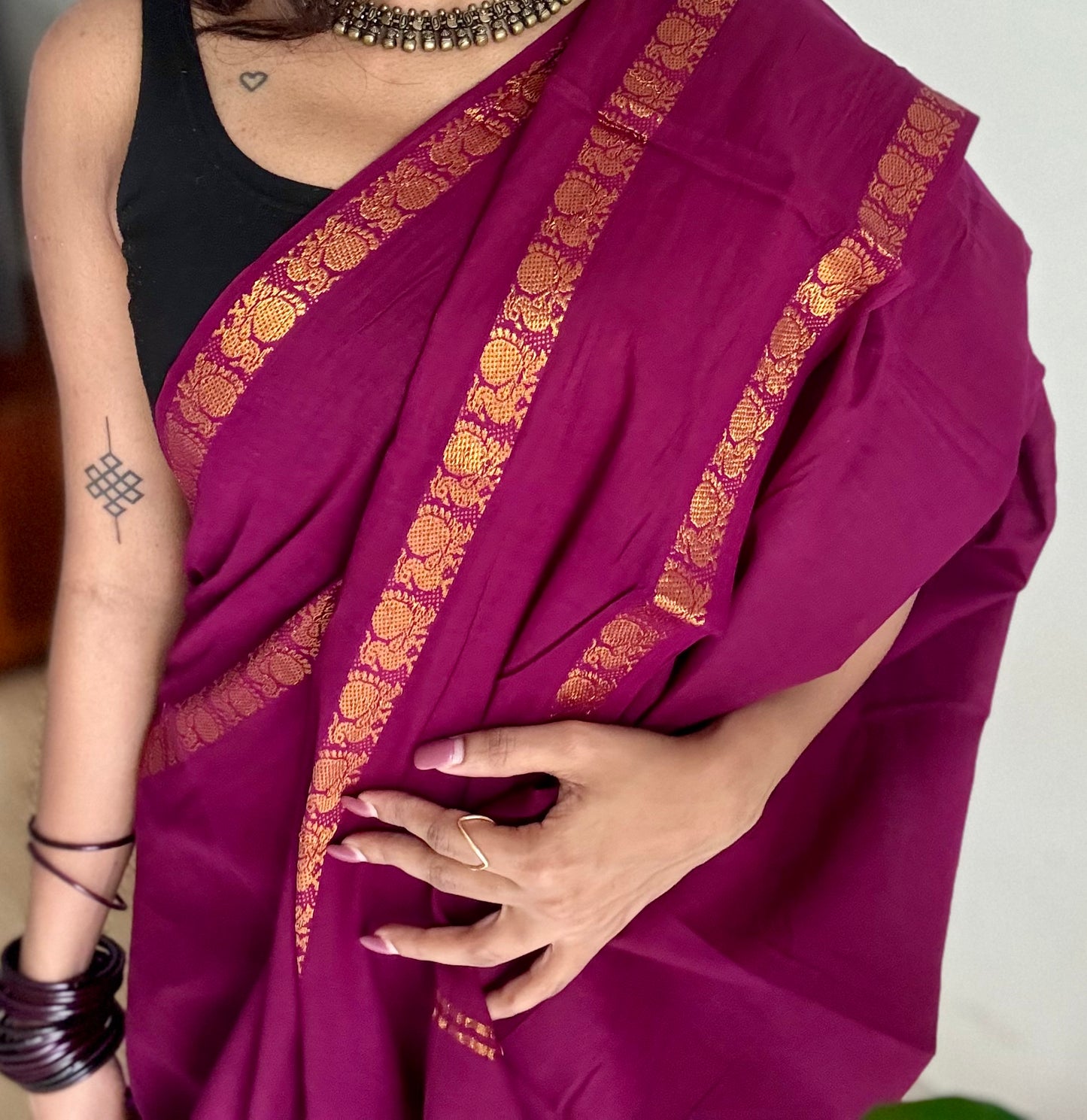 Dark purple pink (vadamalli) rettaipettu peacock double bordered, kattuchayam dyed madurai cotton saree  - YCCOTNMSJUL05