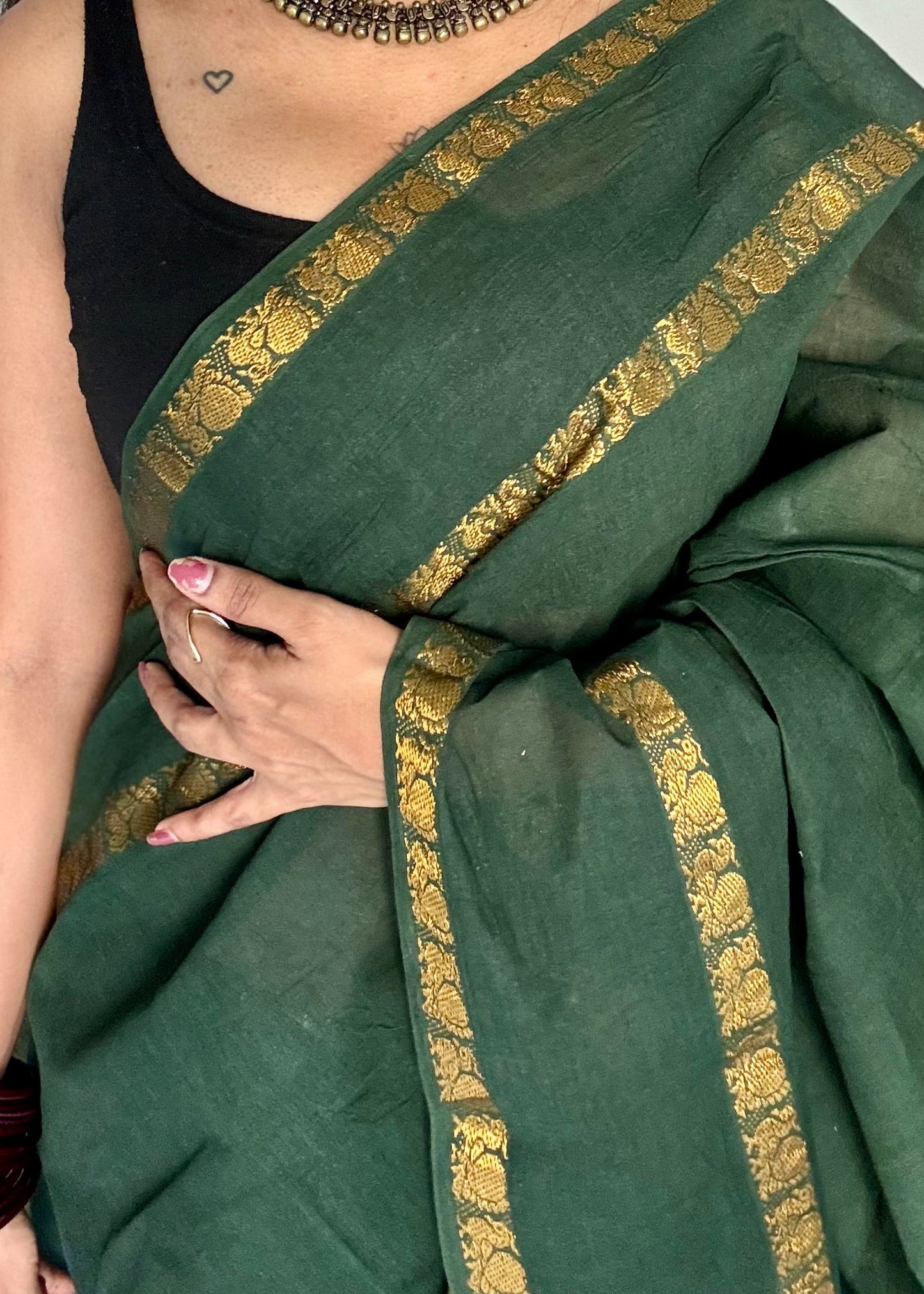 Dark green rettaipettu peacock double bordered, kattuchayam dyed madurai cotton saree - YCCOTNMA255