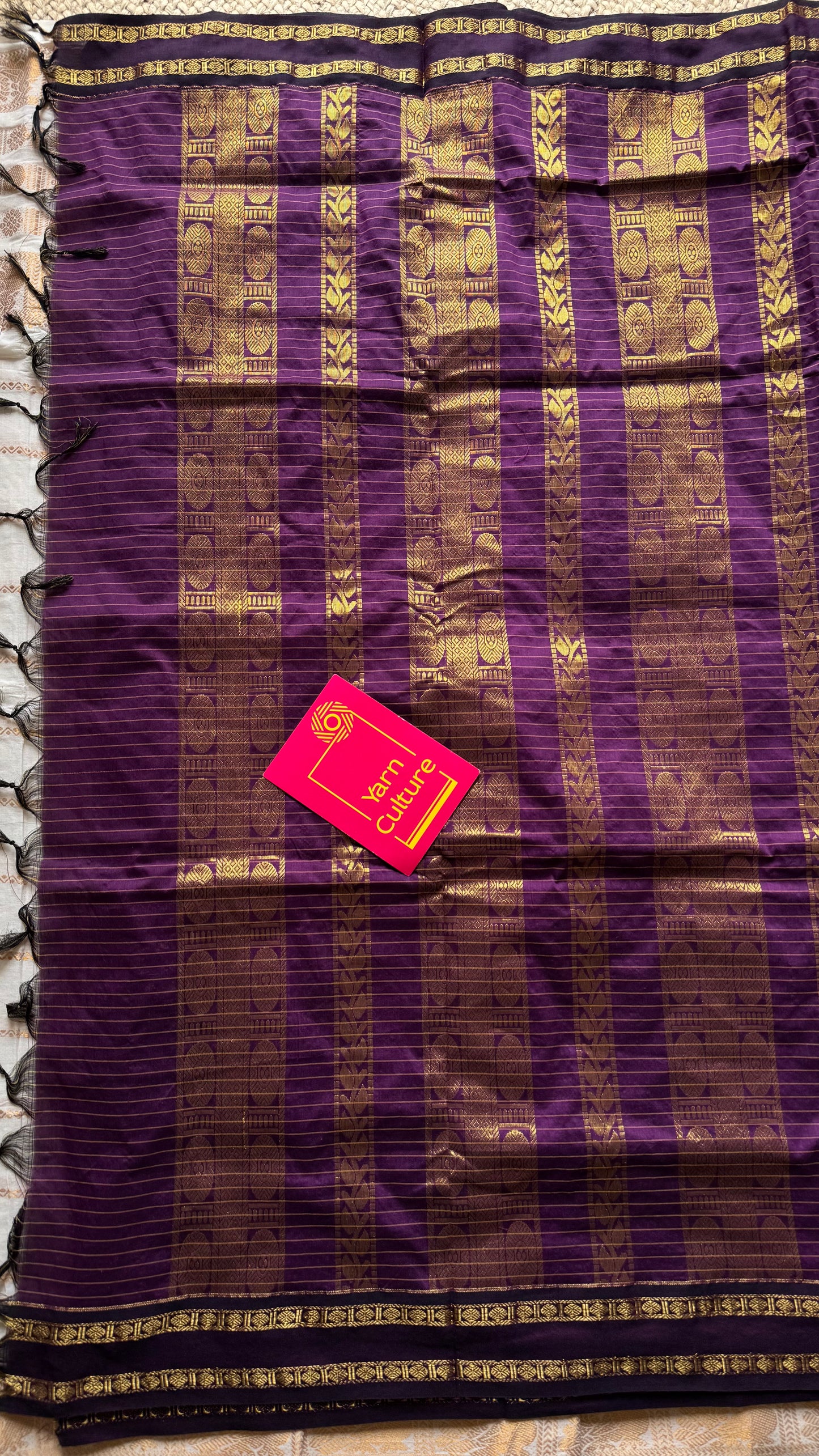 Grey with wine contrast arani checkered saree, cotton silk - YCCOTNMA276