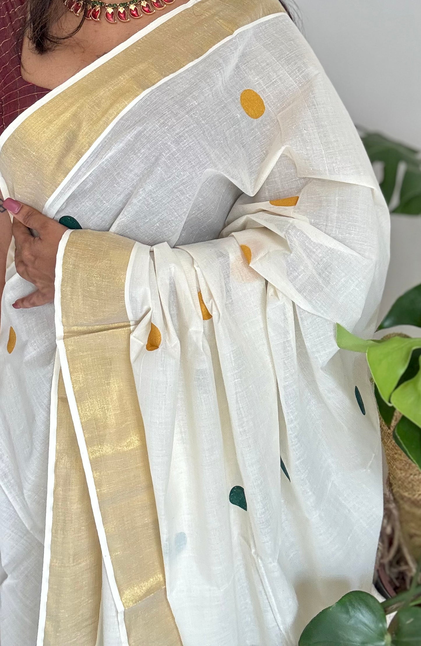 Ivory and gold soft cotton kasavu saree, dark green and yellow polka - YCIEON71