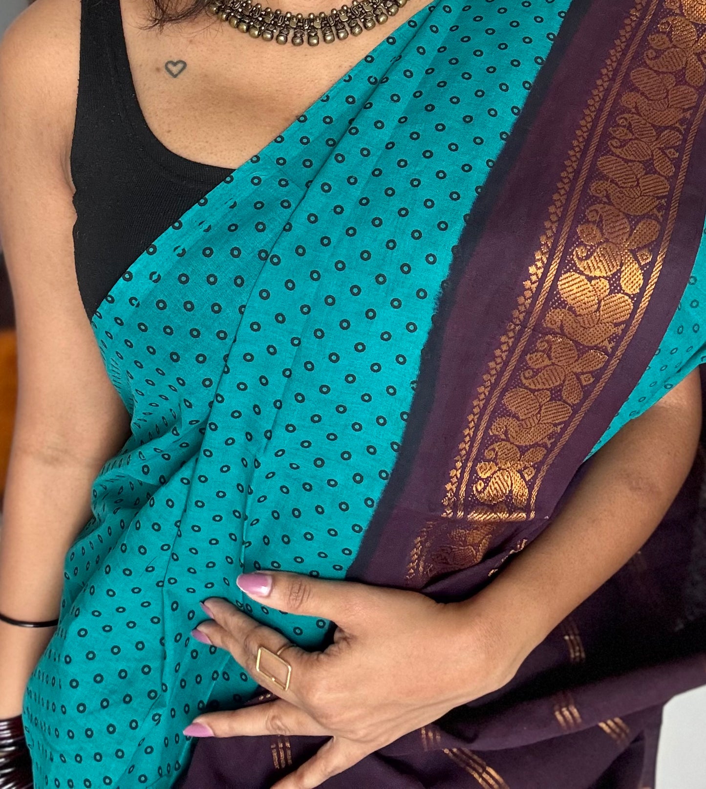 Dark cyan with purple brown, kattuchayam dyed madurai sungudi cotton saree - YCCOTNMSFE07