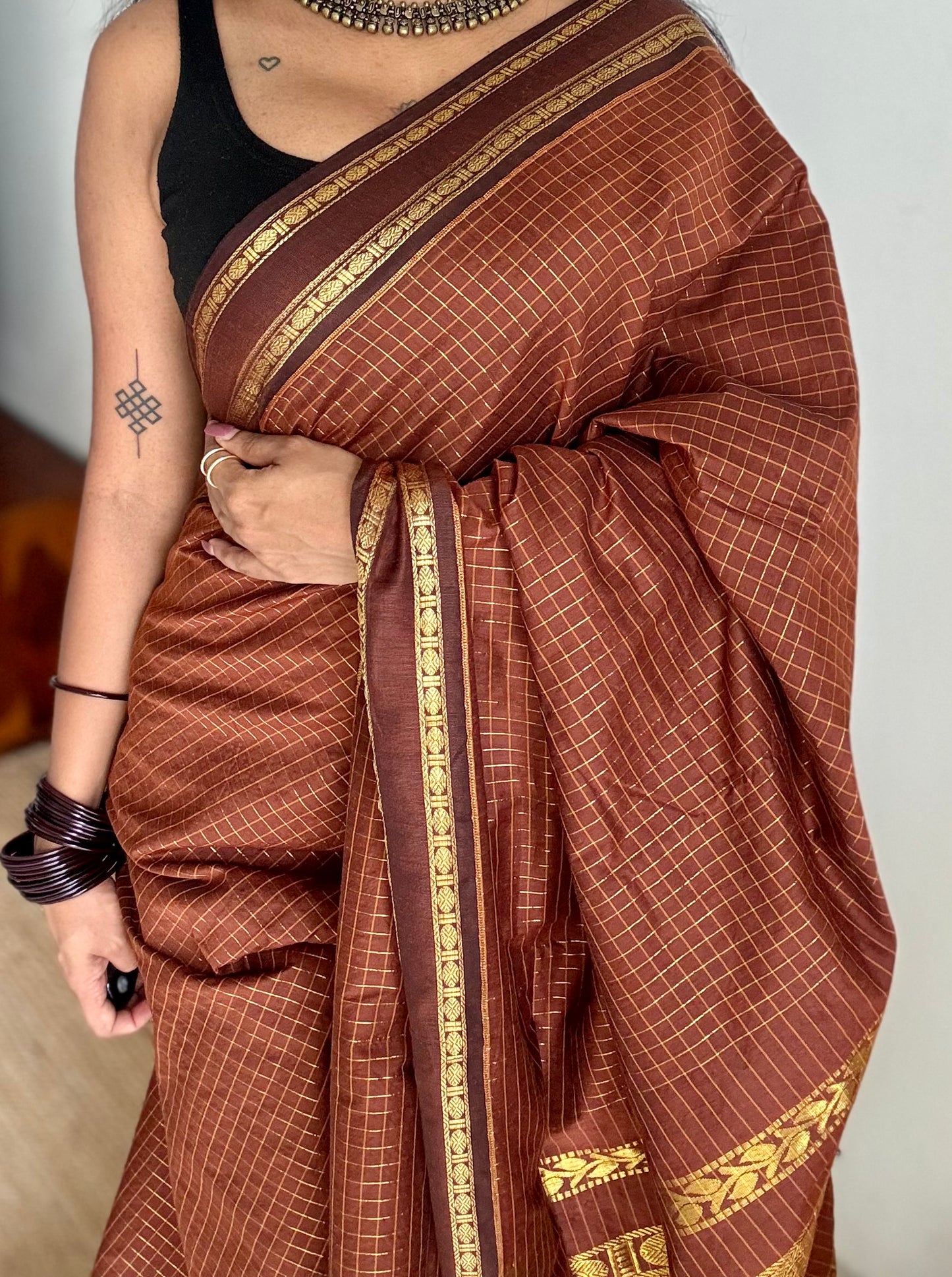 Brown, arani zari checks saree, cotton silk - YCCOTNAUG14
