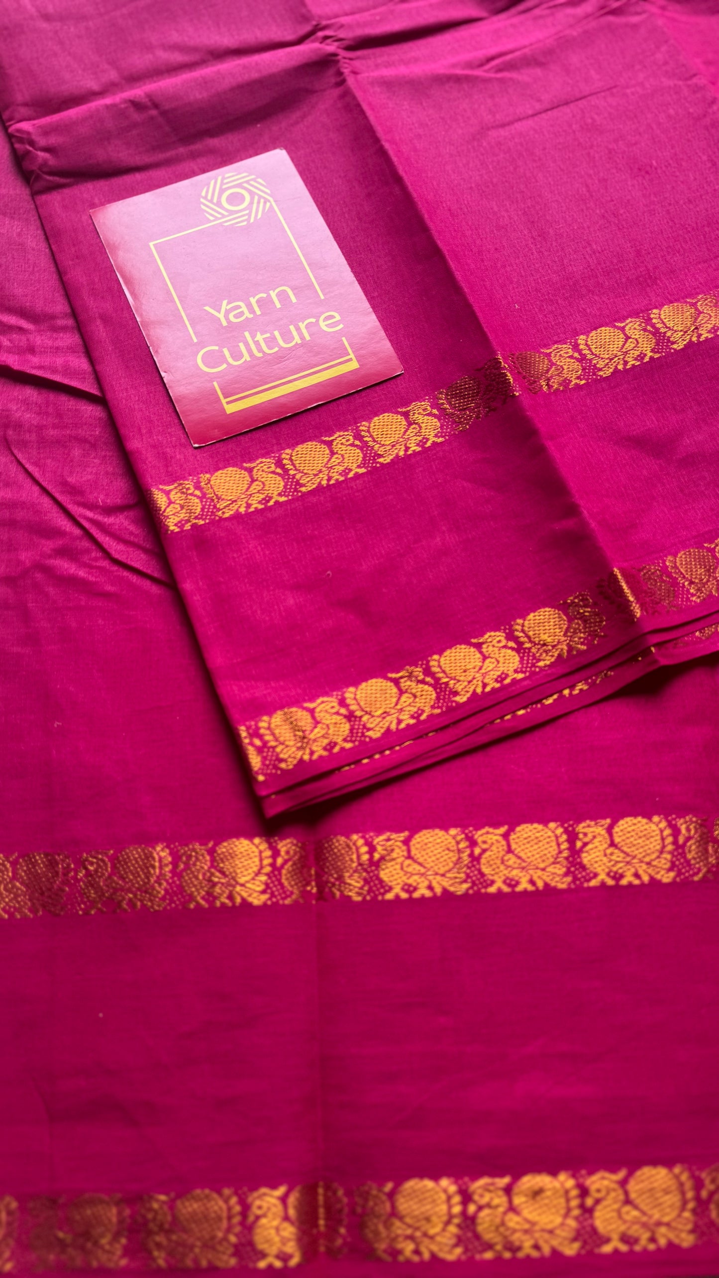 Hot pink rettaipettu peacock double border with contrast blouse - madurai kattuchayam - YCCOTNAURS14