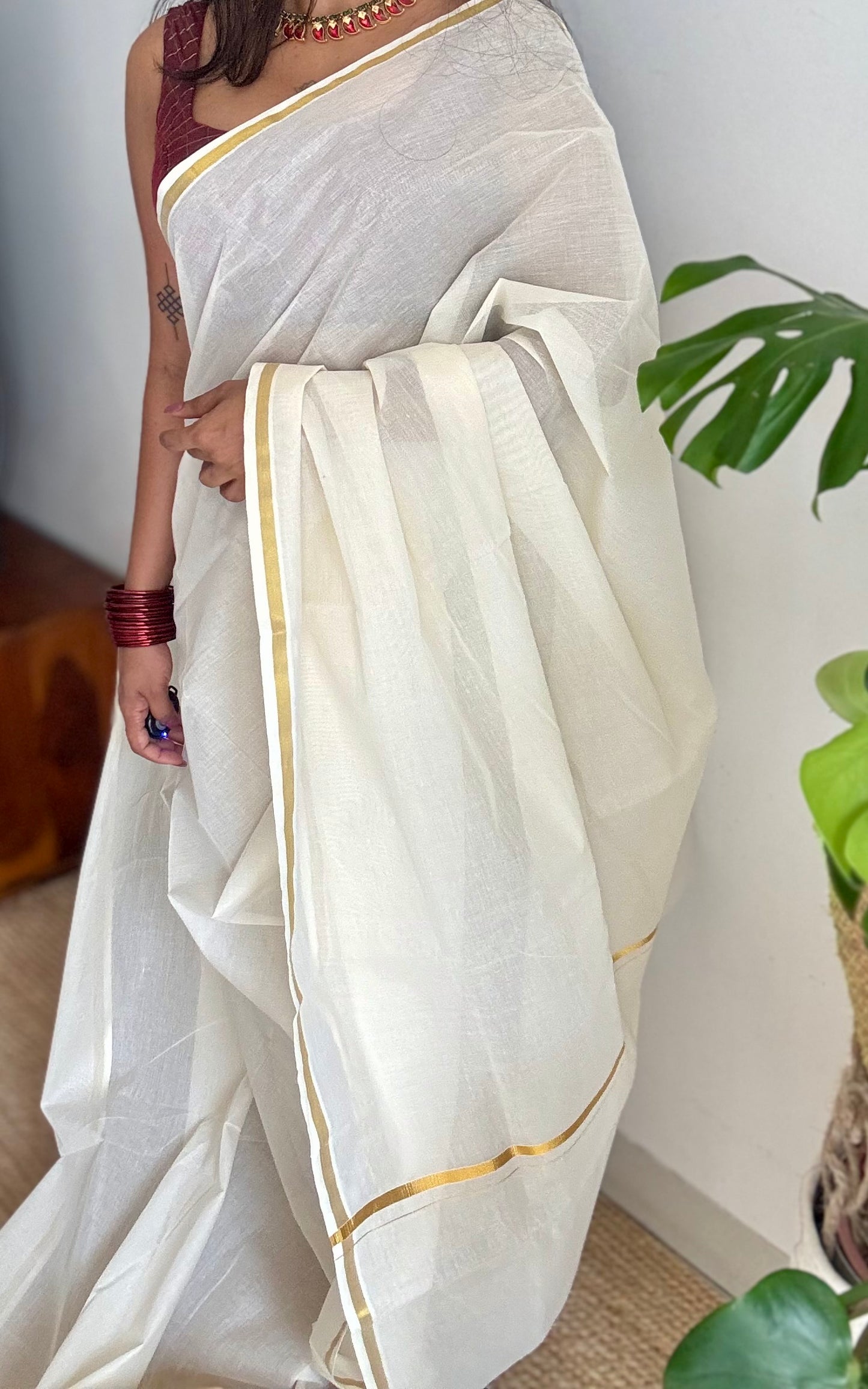Ivory and gold soft cotton kasavu saree, thin gold border - YCIEON69