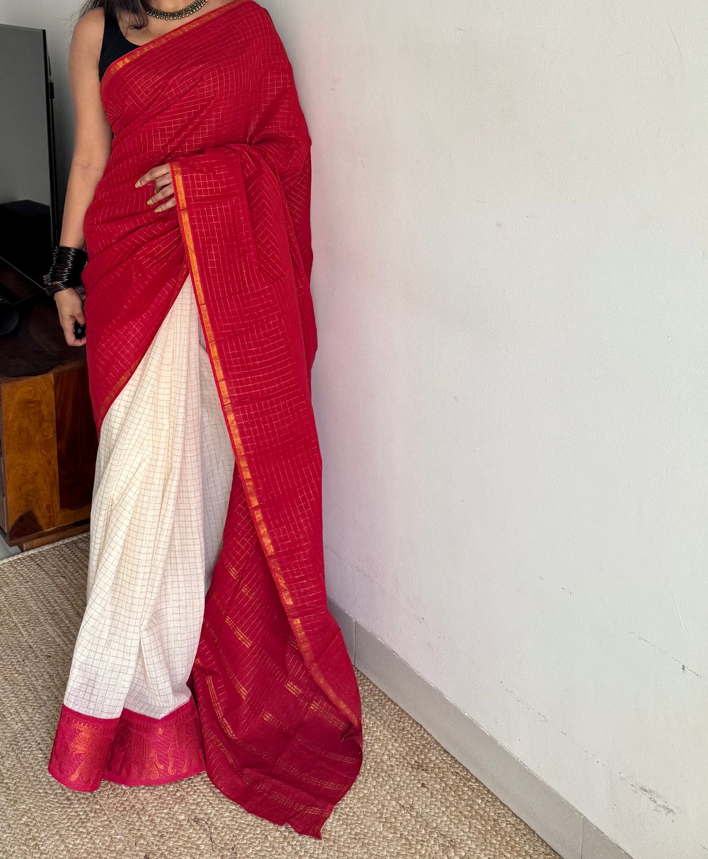 Red with ivory, sungudi cotton half-half saree - YCCOTNMSFE352