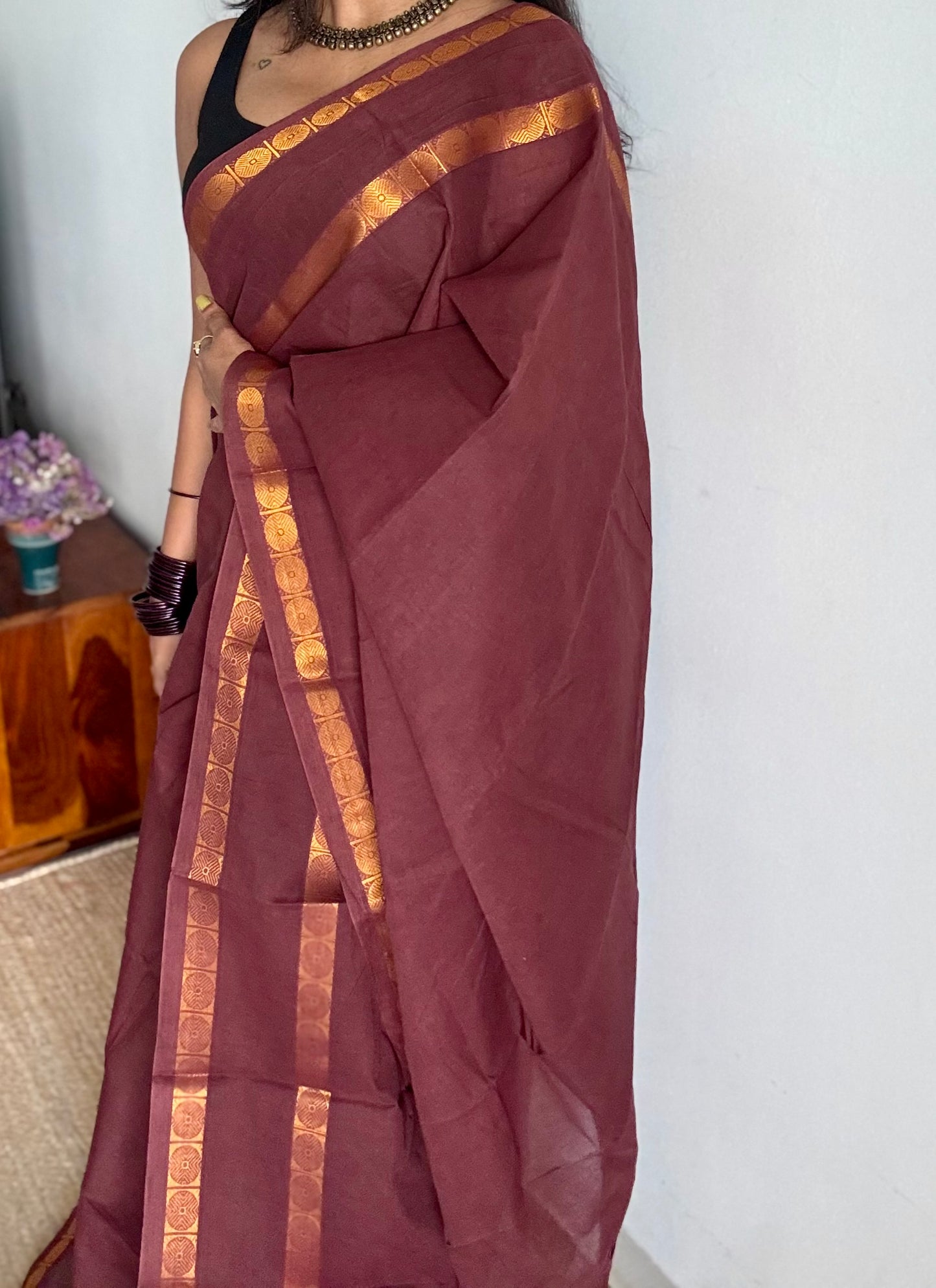 Brown with round motif gap border, kattuchayam dyed madurai cotton saree - YCCOTNMSFE114