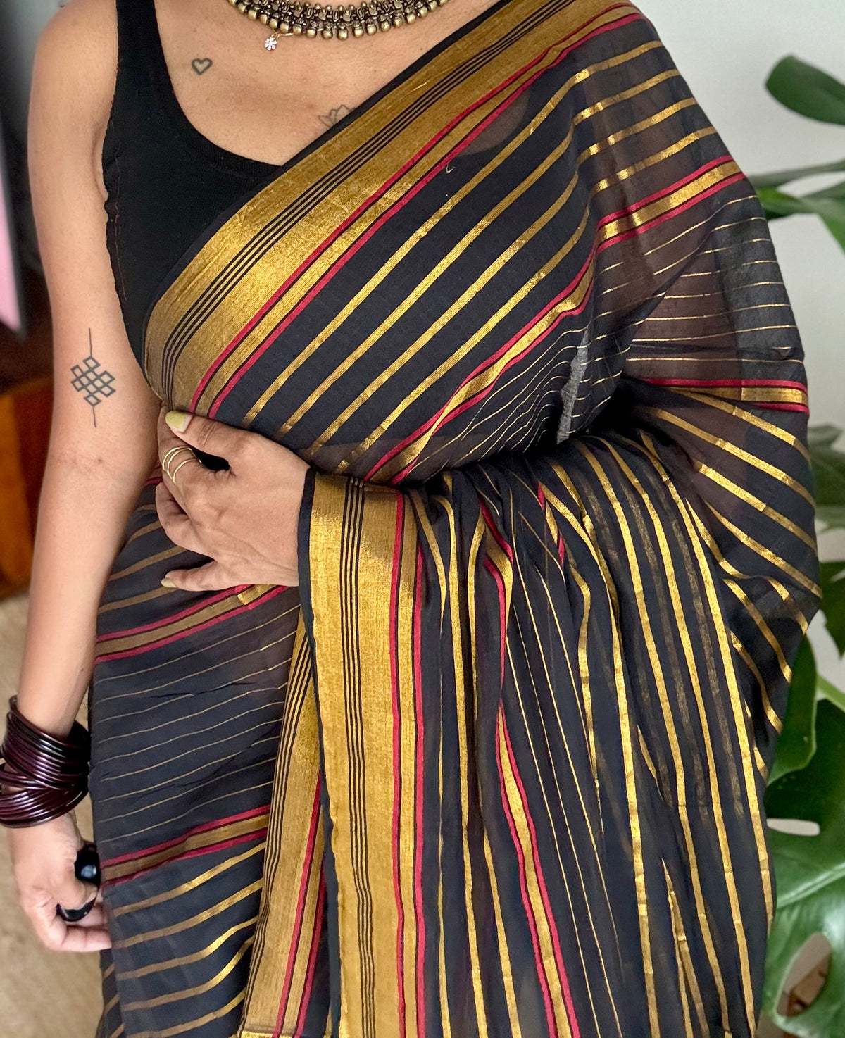 Black mul cotton saree with gold and maroon zari stripes - YCBCMCSE27