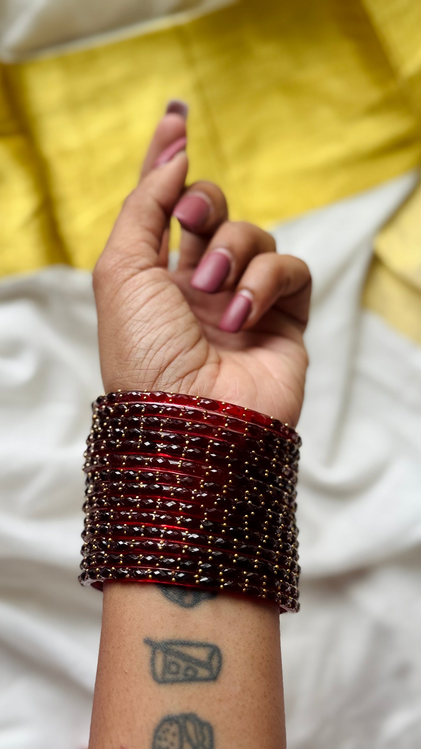 Dark red raindrop glass bangles, set of 12 - YCBANGL846