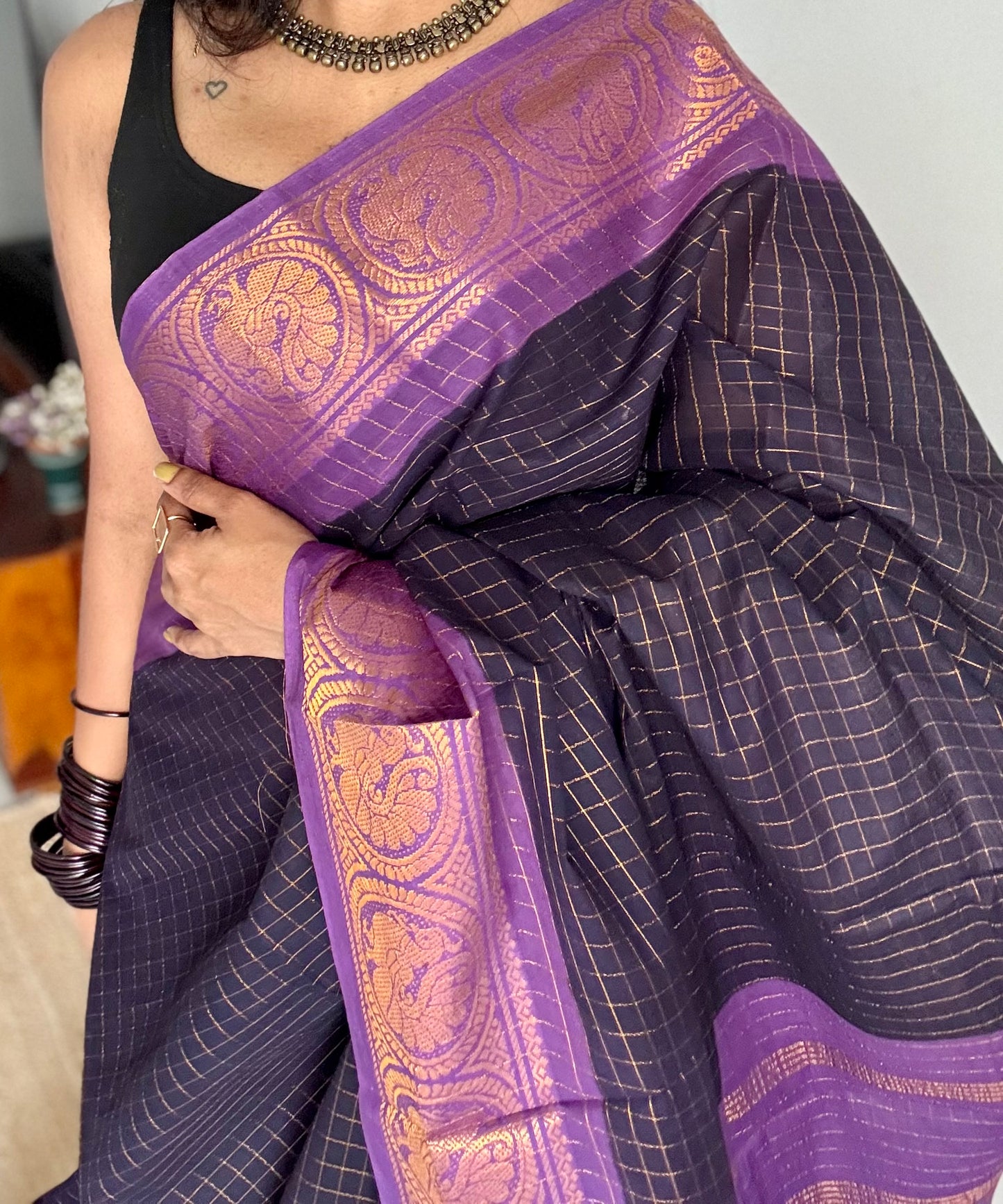 Dark blue with purple checkered sungudi, madurai cotton - YCCOTNSUDE40