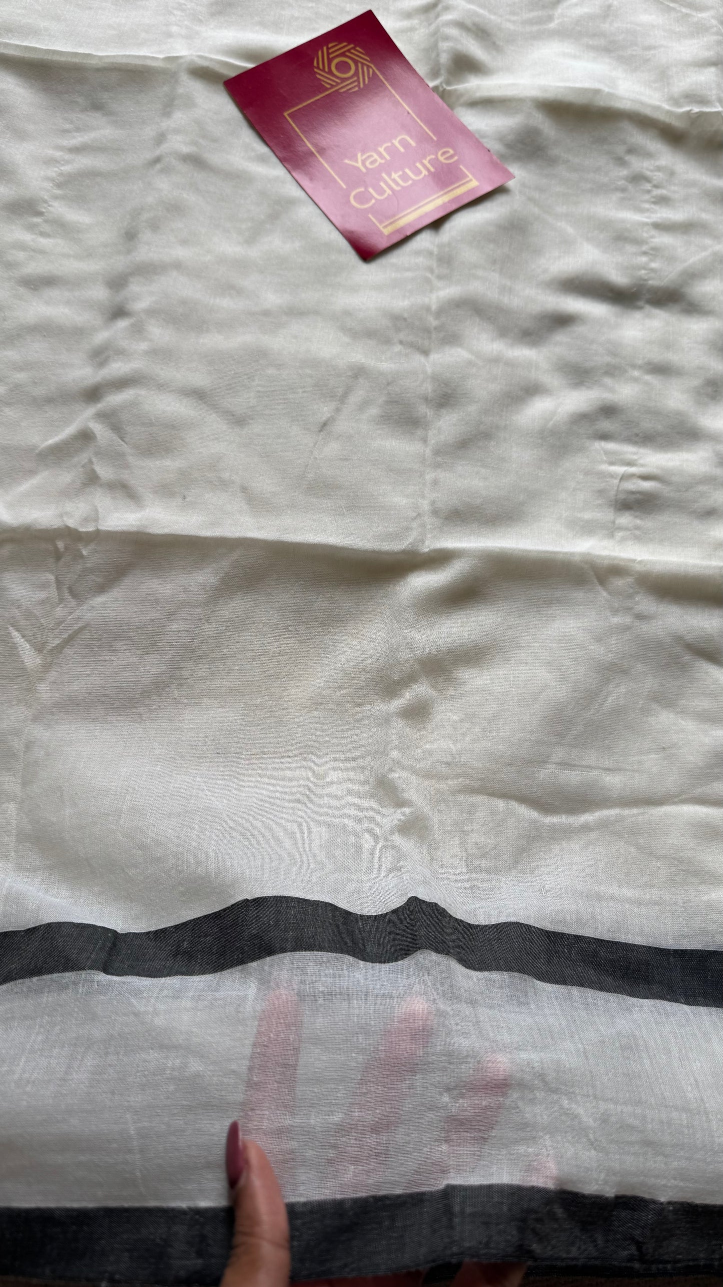 Ivory mul saree, black gap border - YCIEON157