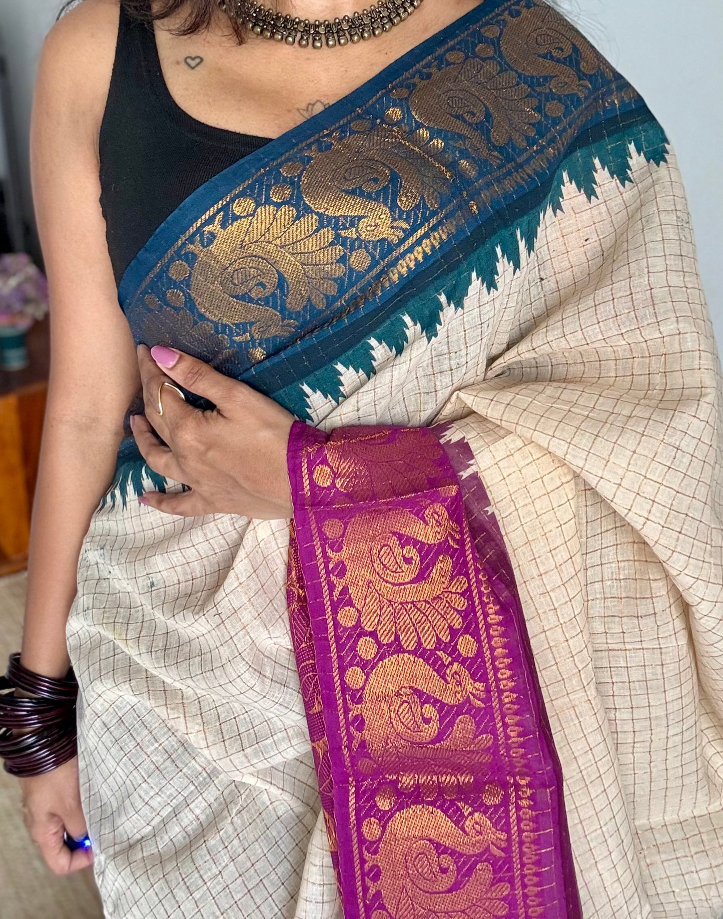 Sungudi cotton checks, ivory gold base, teal and magenta dual tone border, soft cotton - YCCOTNGJJA177