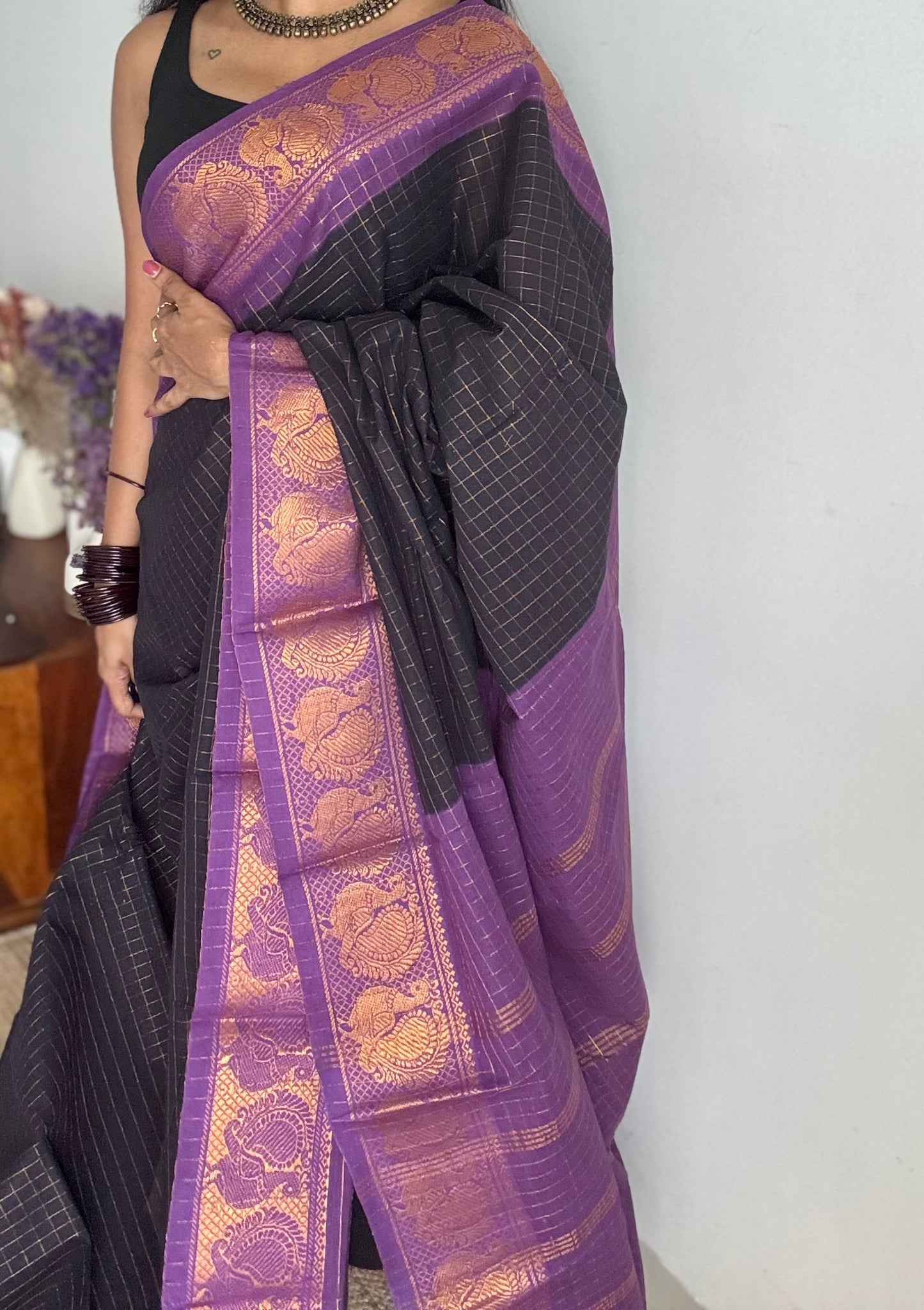 Dark blue with purple contrast zari checkered sungudi, kattuchayam dyed madurai cotton - YCCOTNMSAP92