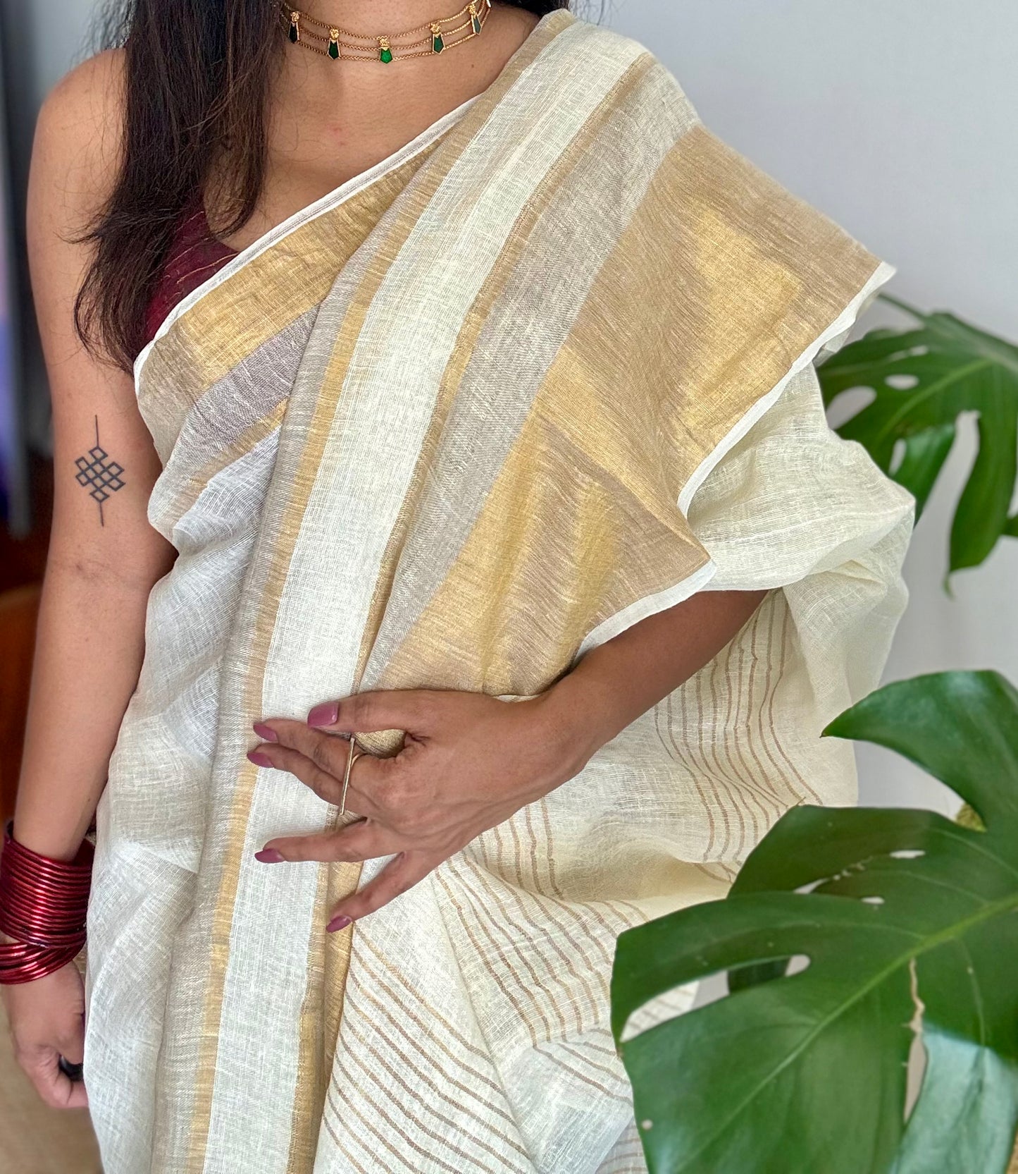 Pure ivory linen, gold and silver zari border - YCIEON27