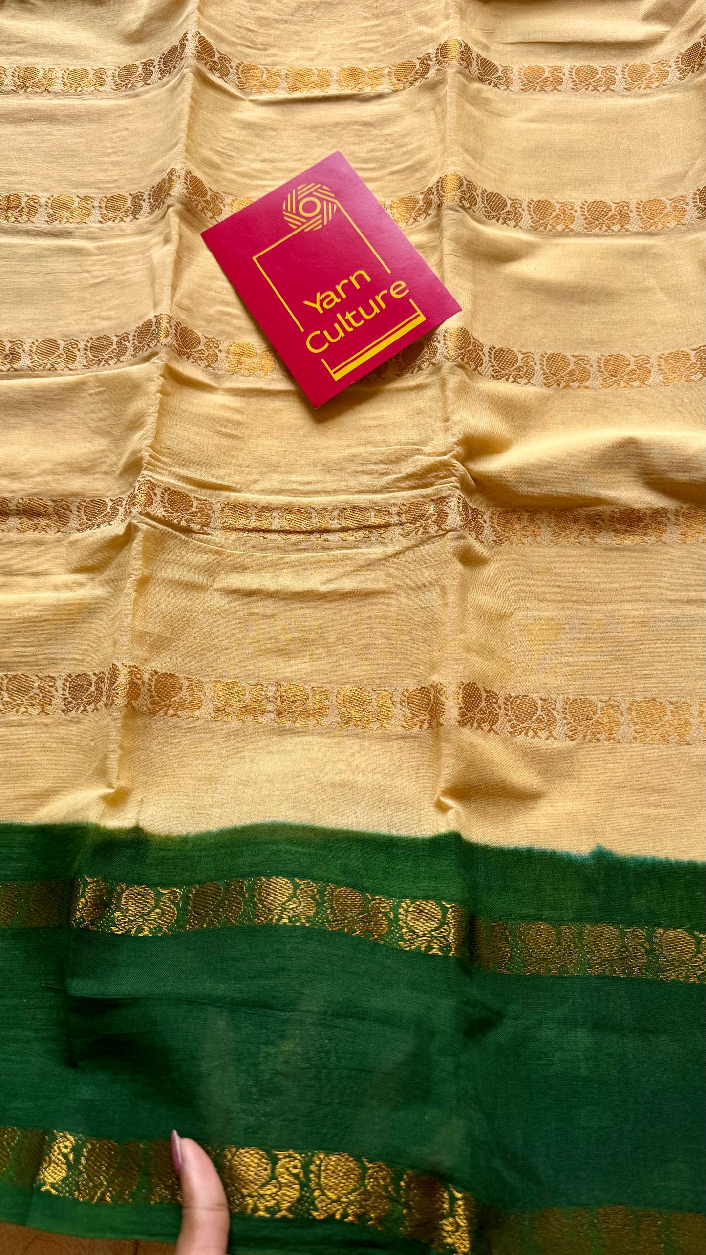 Sandal with green contrast, peacock zari striped sungudi, kattuchayam dyed madurai cotton - YCIEON97