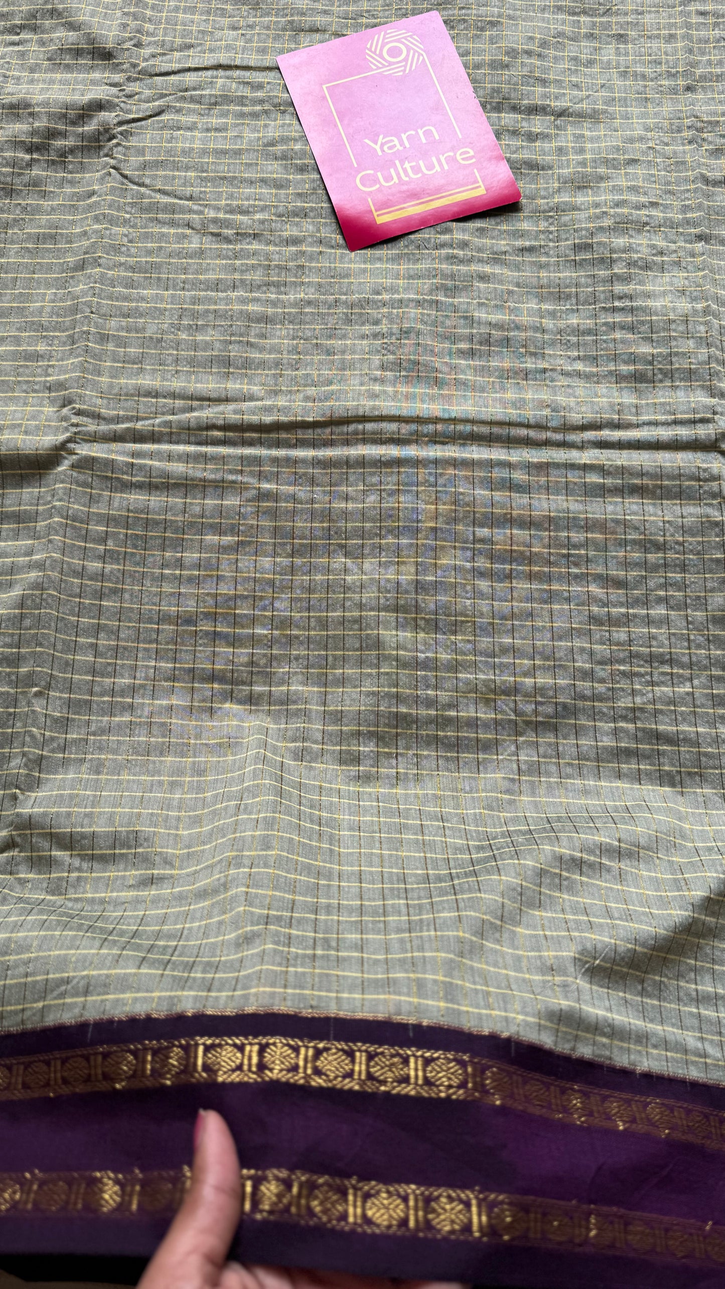 Grey with wine contrast arani checkered saree, cotton silk - YCCOTNMA276