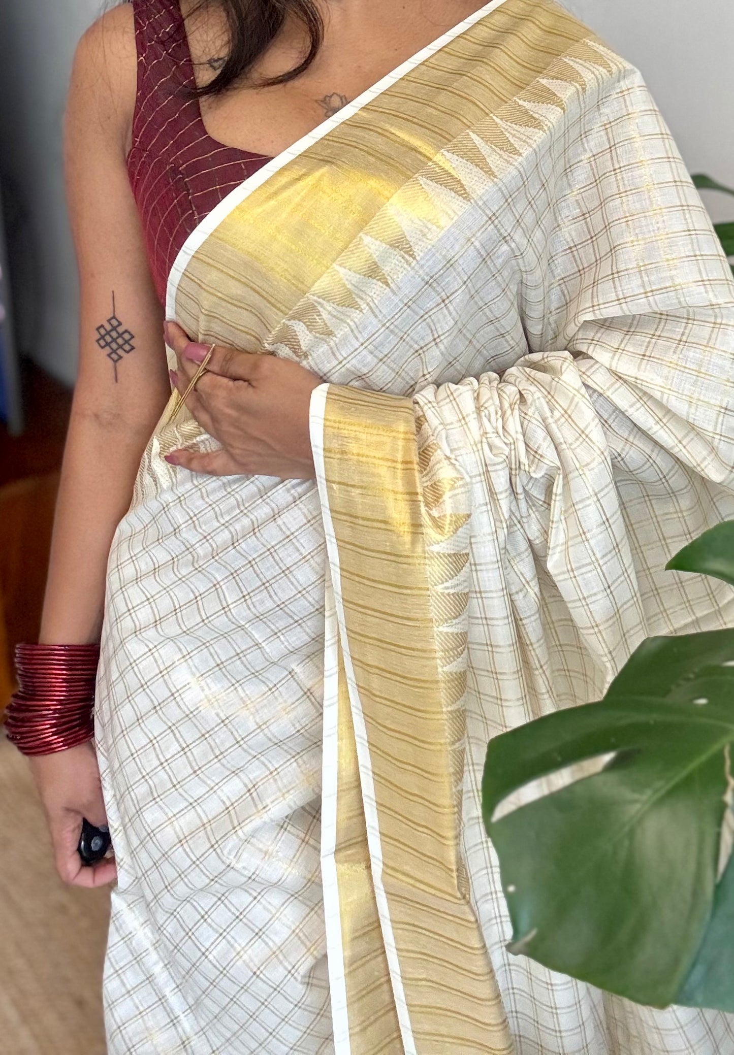 Ivory and gold kerala kasavu saree, checkered, temple border - YCIEON46