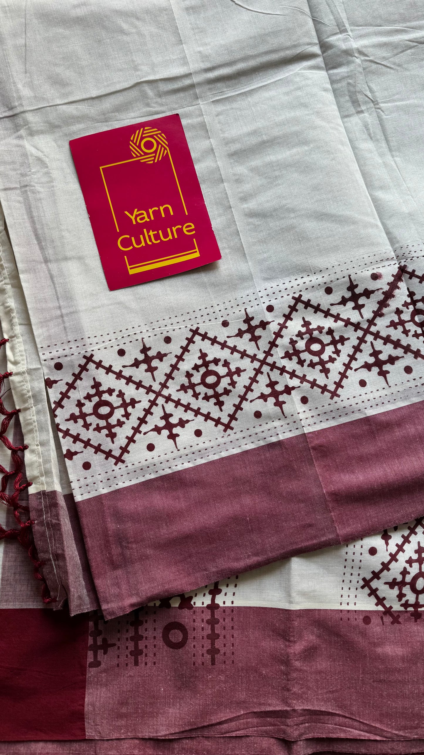 Ivory Kerala cotton saree with maroon Kutch-inspired printed borders and maroon centre pleats - YCIEKCFE313