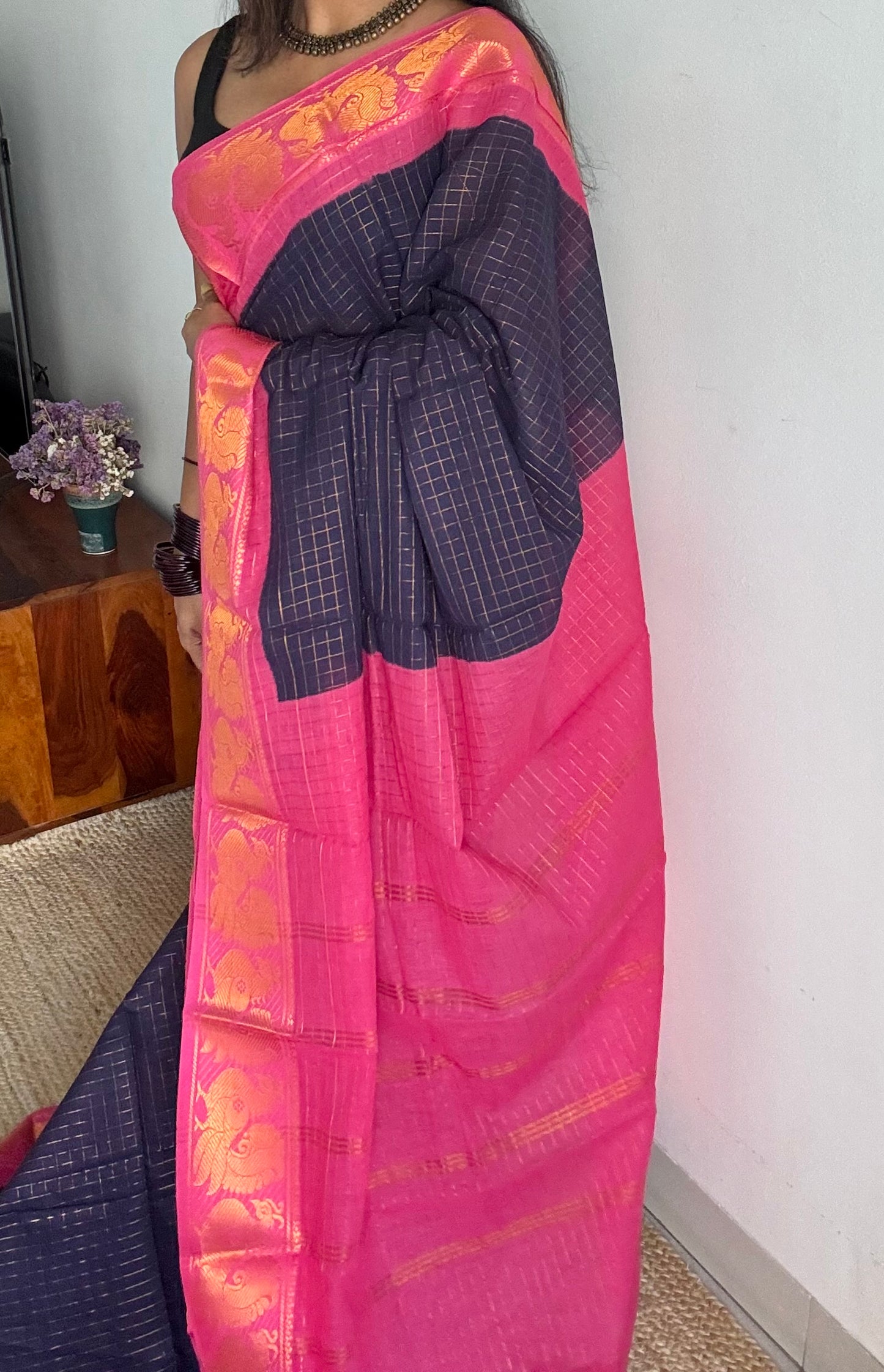 Navy blue with pink contrast, zari checkered sungudi, kattuchayam dyed madurai cotton - YCCOTNMSFE331