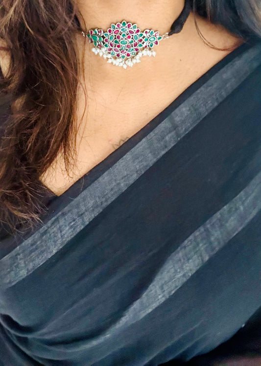 Black thread choker, multicoloured stones  - YCOSNP307