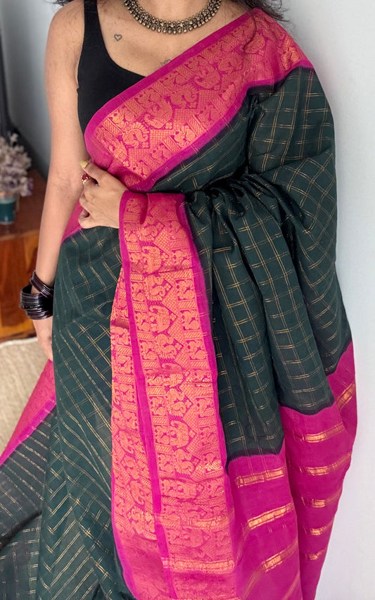 Dark green with magenta checks, kattuchayam dyed, madurai cotton - YCCOTNSEMS92