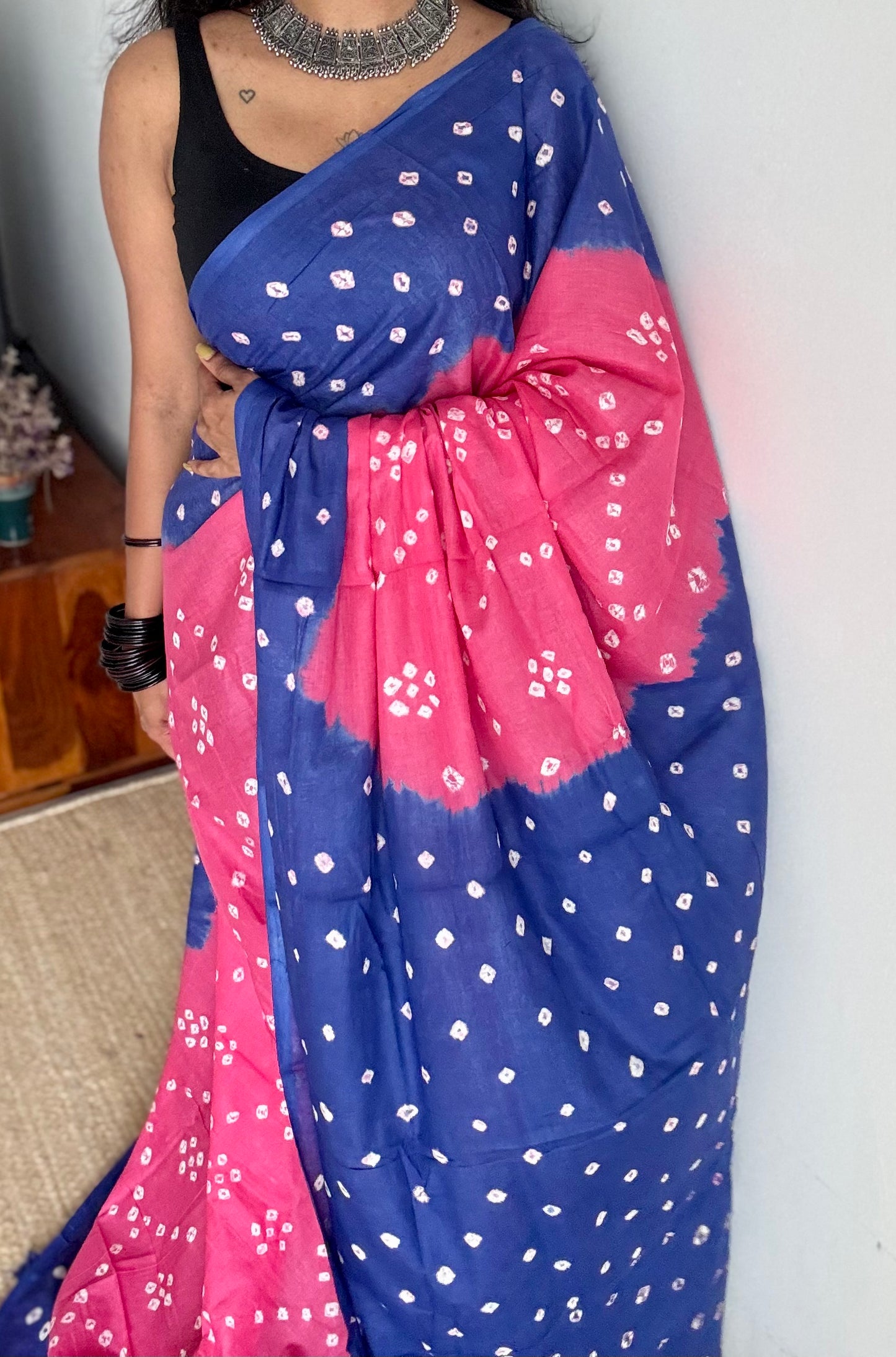 Peach pink with blue Sungudi/Bandhani, soft cotton - YCCOTNSEMS75