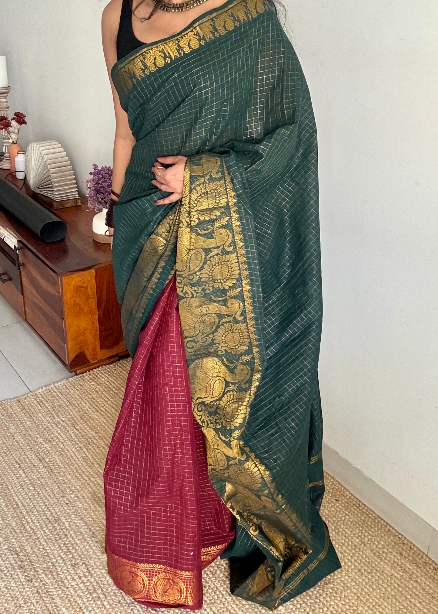 Bottle green and maroon, sungudi cotton half-half saree - YCCOTNIDMA307