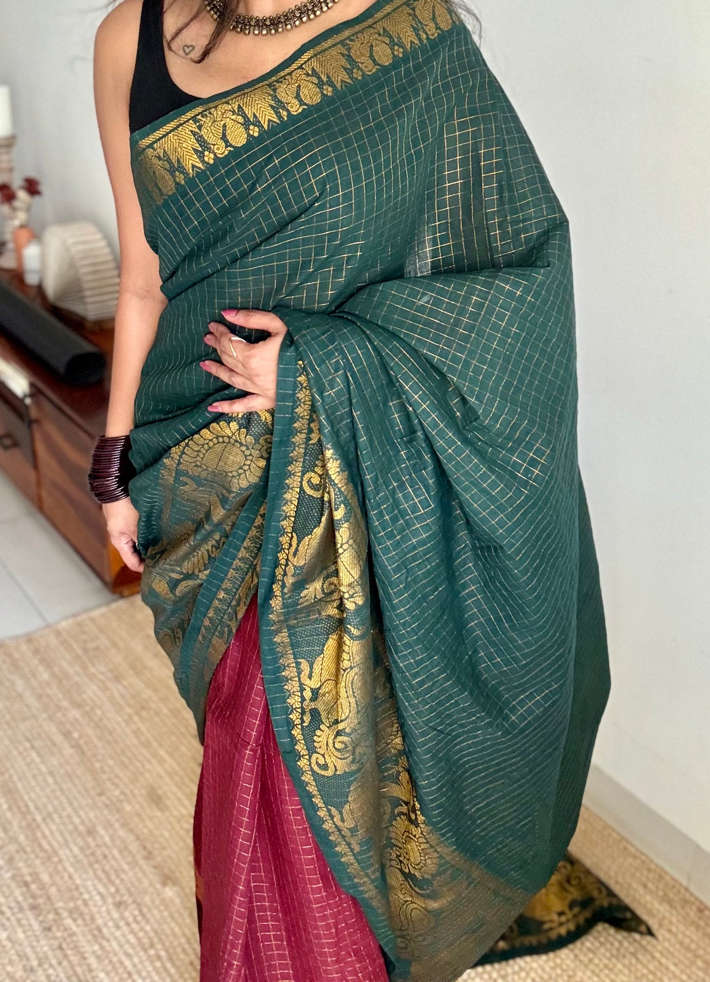 Bottle green and maroon, sungudi cotton half-half saree - YCCOTNIDMA307