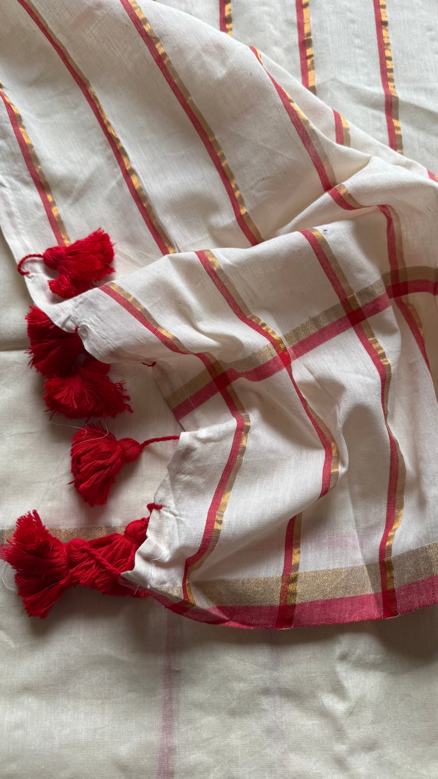 Cream with red and gold stripes, soft cotton silk - YCBCDP16