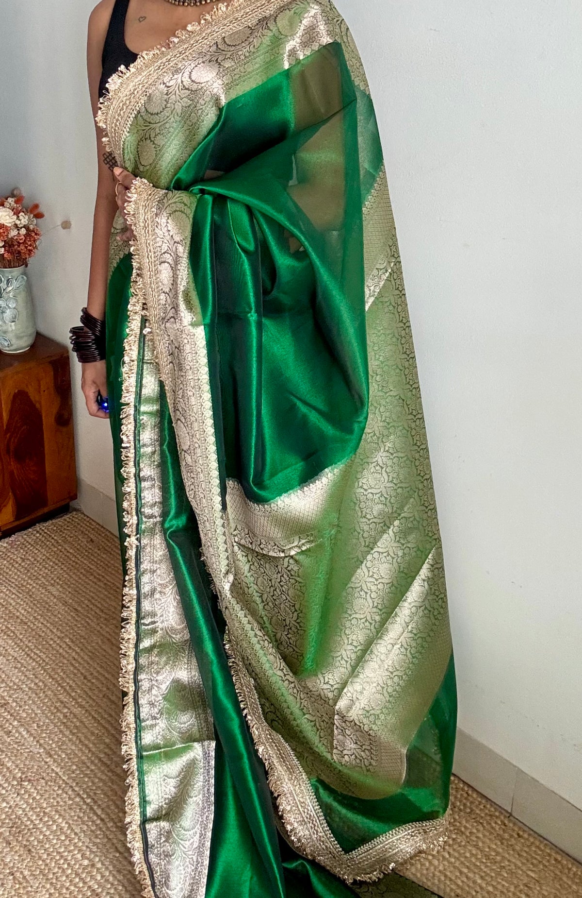Green tissue Banarasi saree with embellished gold lace border - YCBLTOC76