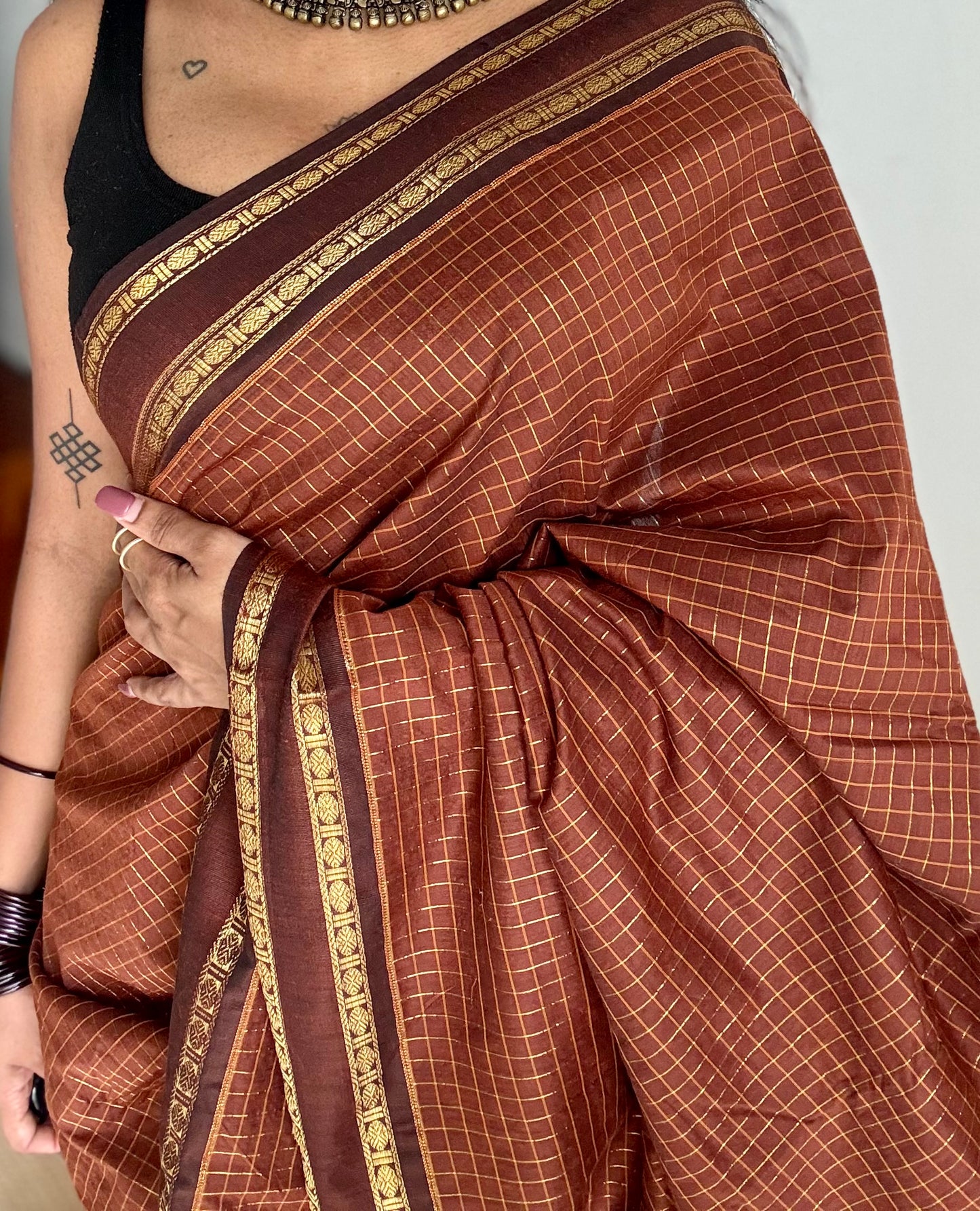 Brown, arani zari checks saree, cotton silk - YCCOTNAUG14