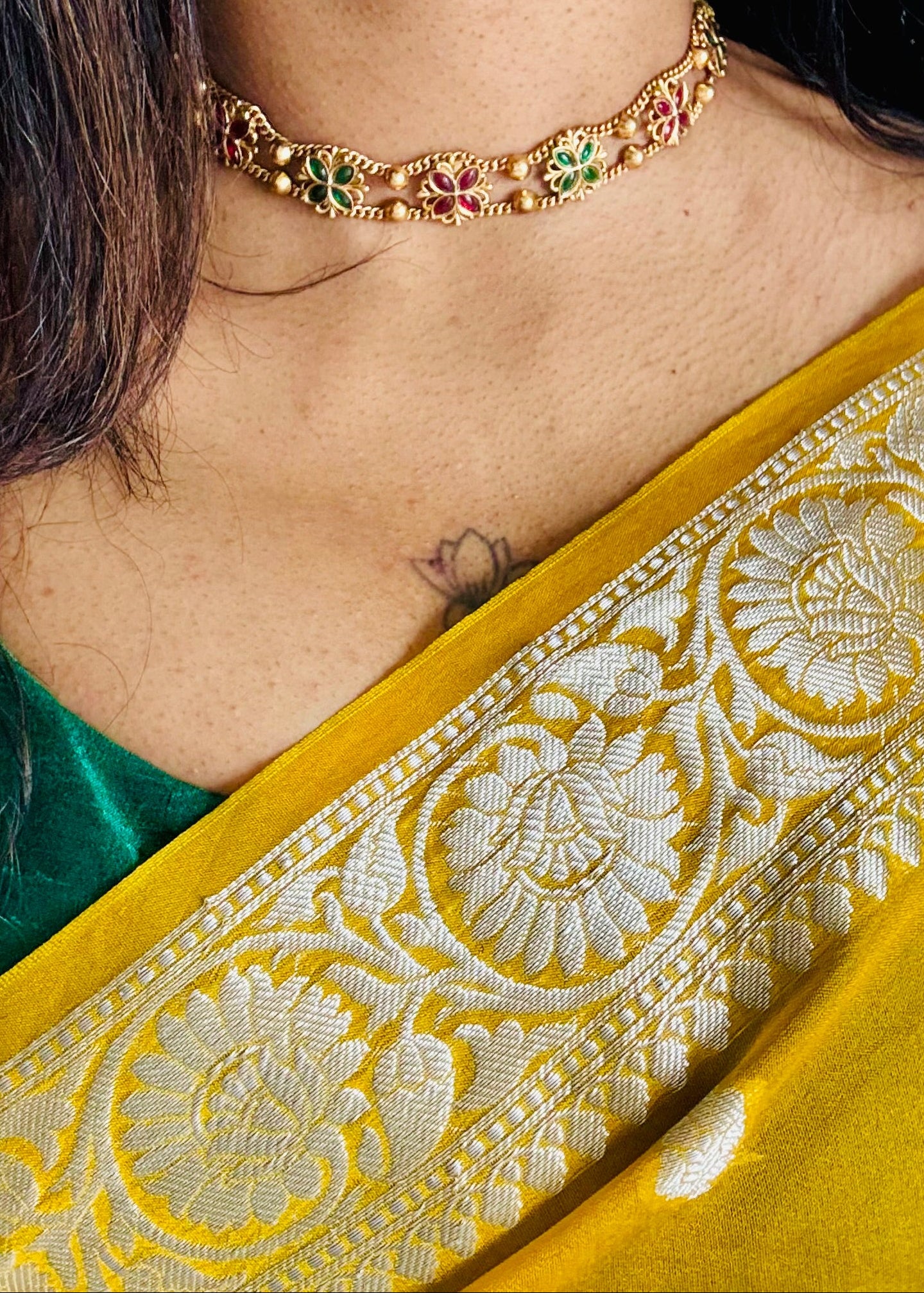 Layered floral ruby green choker with earrings - YCGPNP681