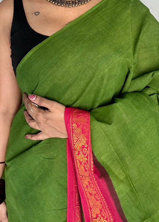 Green with chilli red contrast, kattuchayam dyed madurai cotton saree - YCCOTNMA240