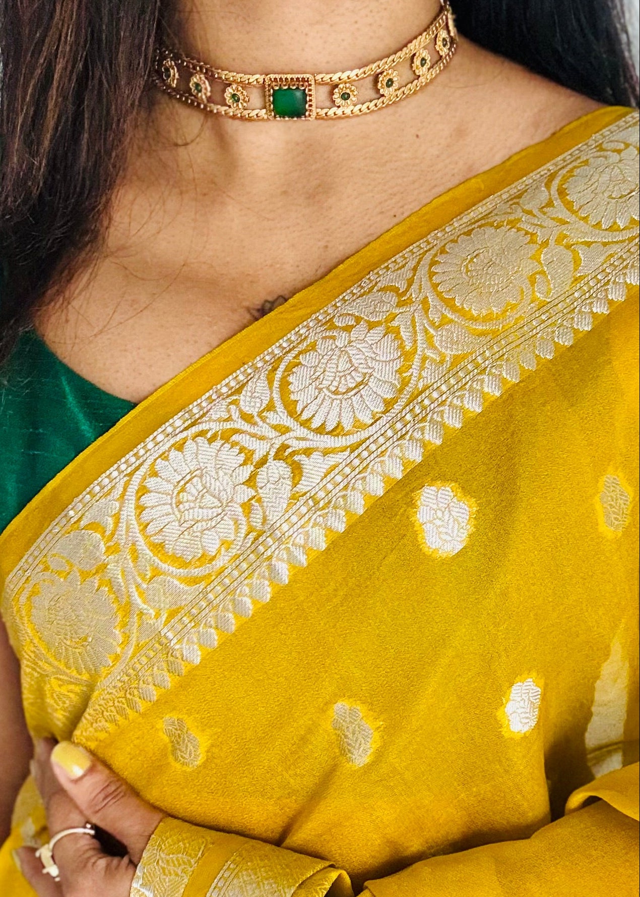 Floral choker neckpiece with green stones, with earrings - YCGPNP673