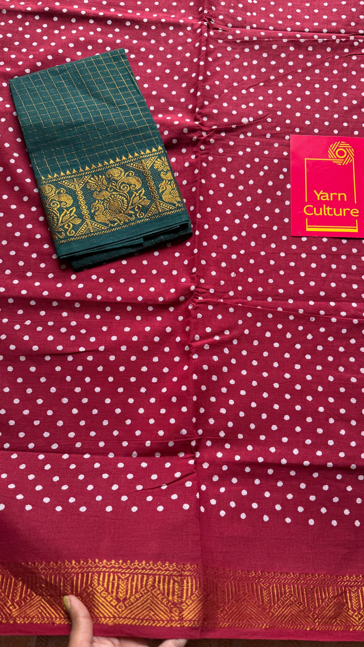 Red sungudi dotted, single-side border, kattuchayam dyed madurai cotton saree - YCCOTNMSSE05