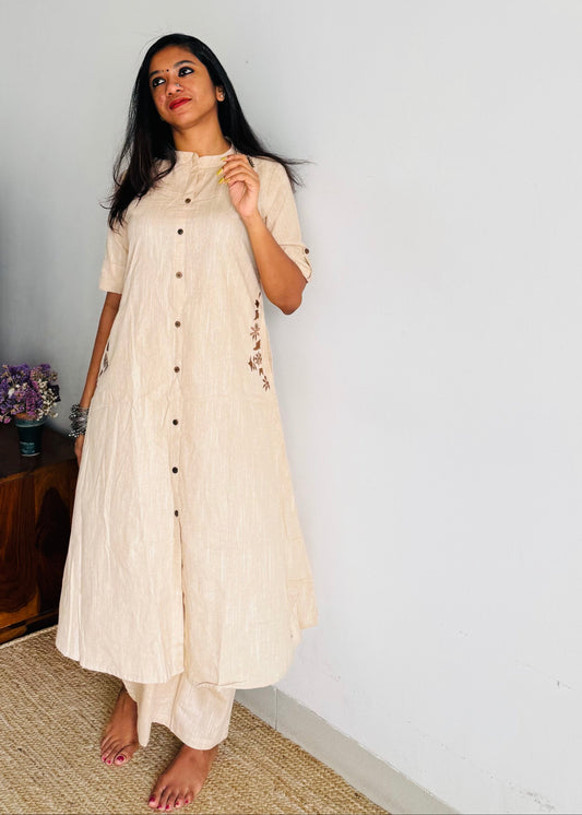 Cream cotton collared stitched kurta co-ord set, elbow sleeves - YCSEBPSFE244