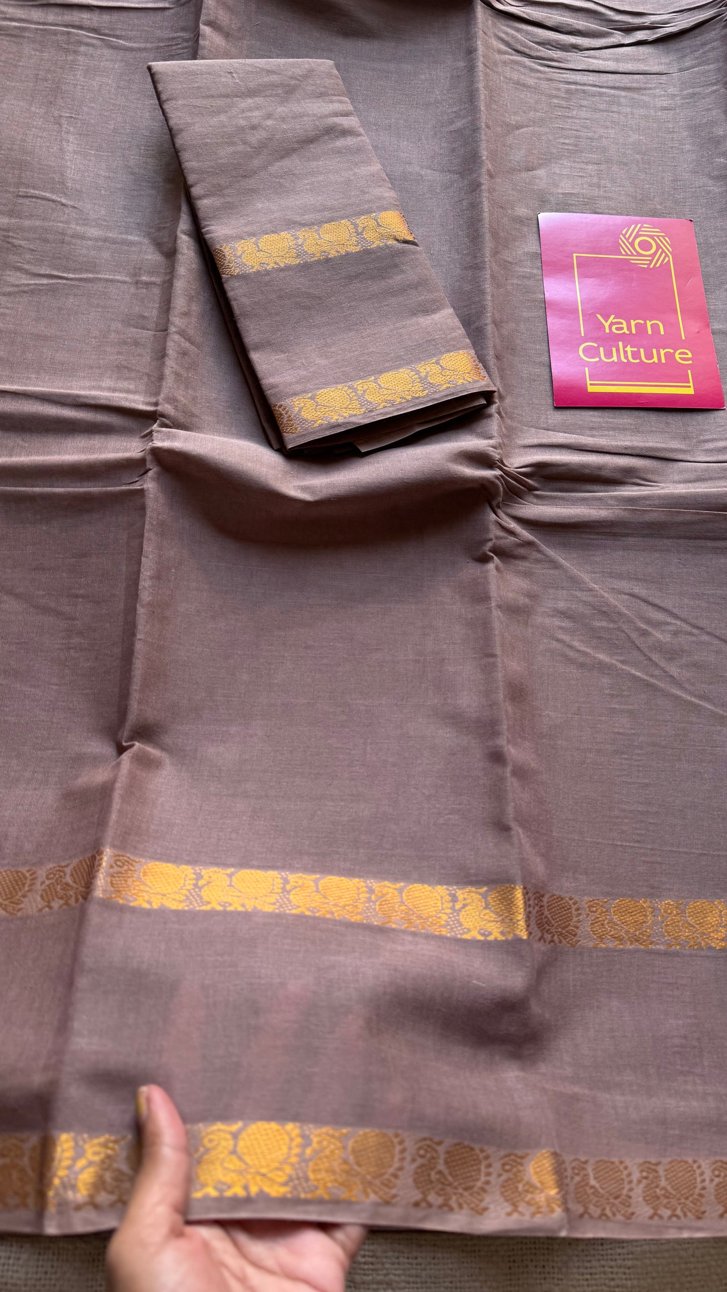 Light beige brown rettaipettu peacock double bordered, kattuchayam dyed madurai cotton saree - YCCOTNMSFE329