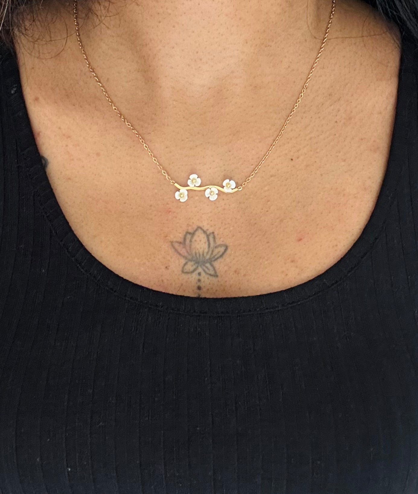 Gold plated chain, white floral pendant - YCGPC399