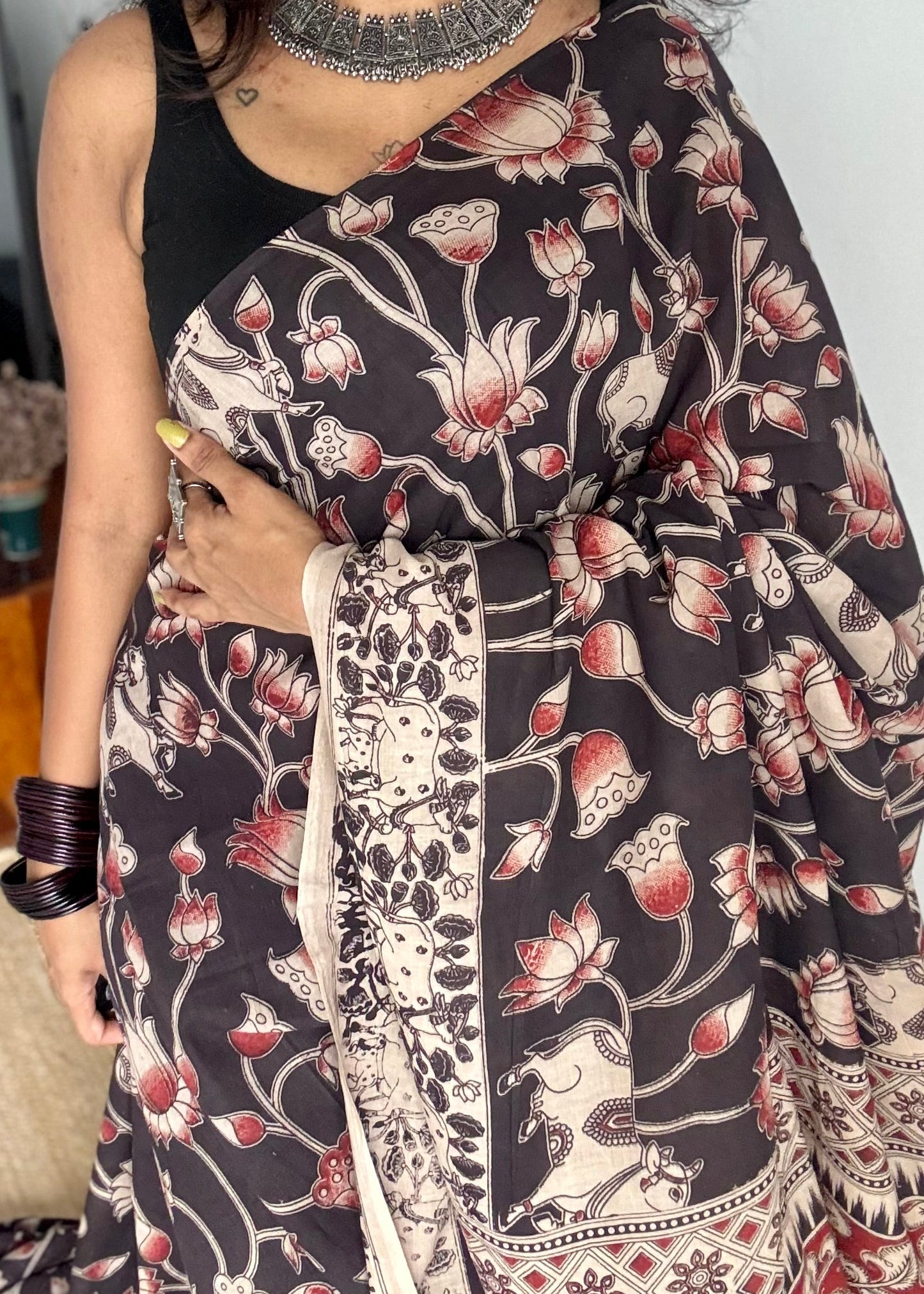 Black with brick red pichwai motif kalamkari, soft cotton - YCWOTDOCMP87