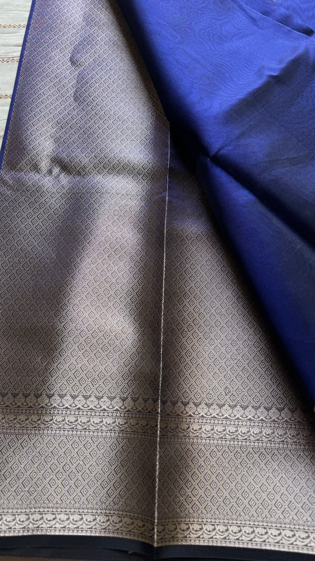 Royal blue tissue Banarasi saree with zari border - YCBLTOC85