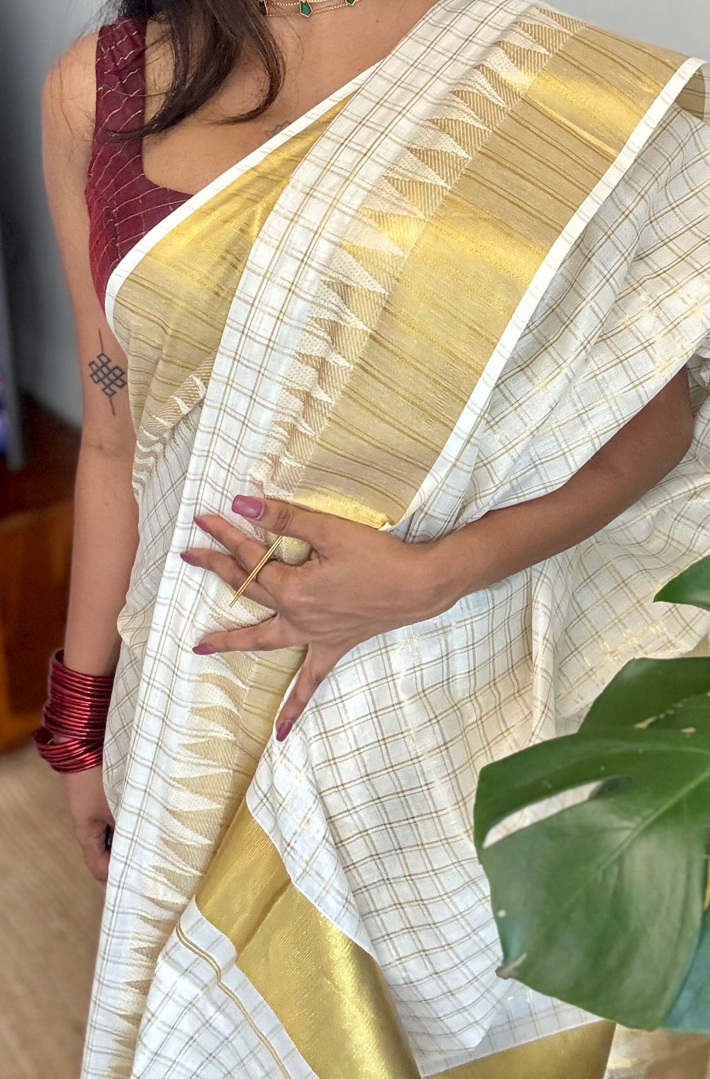 Ivory and gold kerala kasavu saree, checkered, temple border - YCIEON46