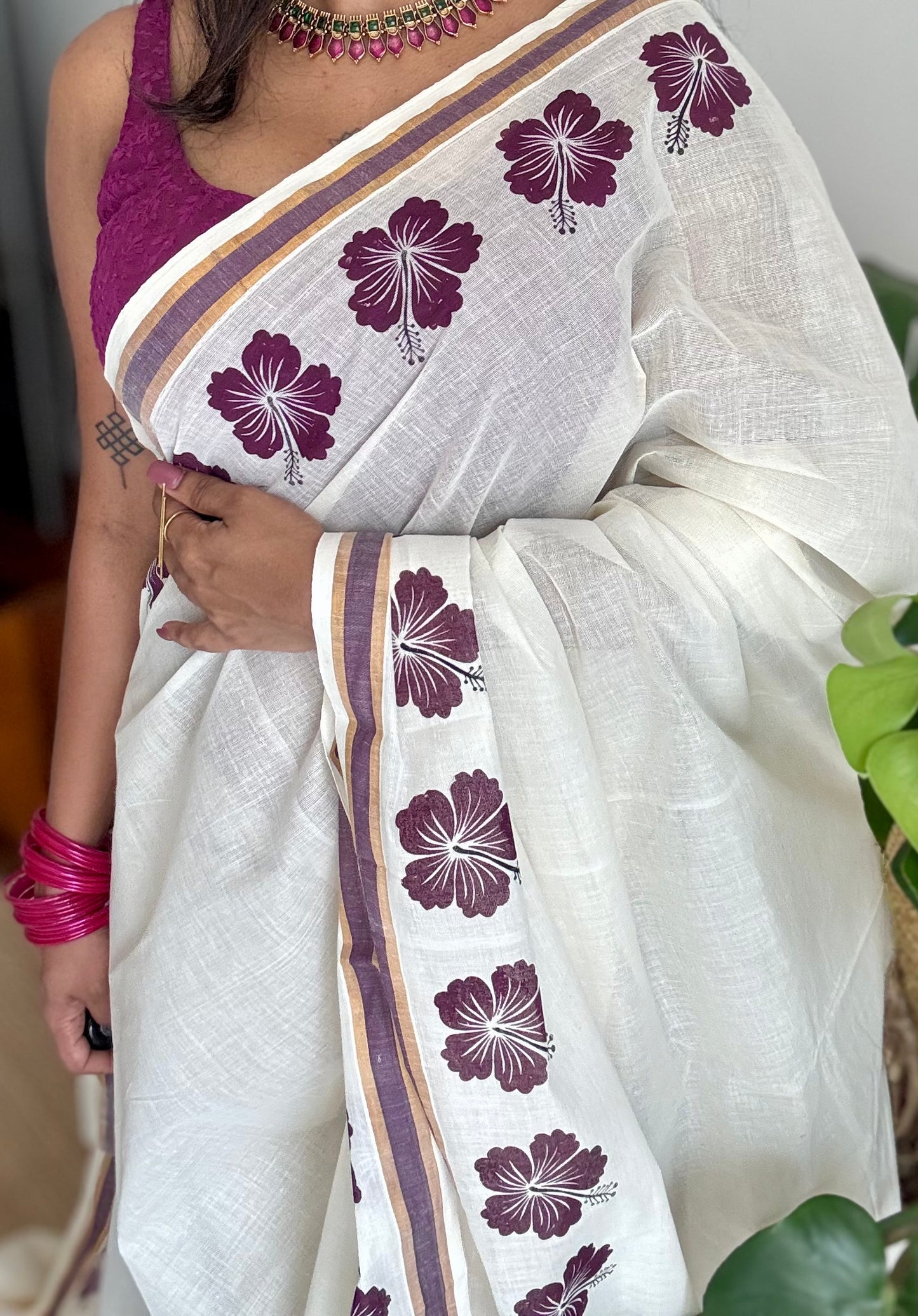 Ivory and gold soft cotton saree, wine hibiscus (chembarathi) flowers - YCIEON63