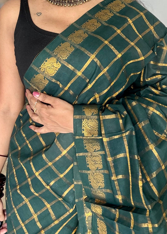 Bottle green pavithra kattam kattuchayam dyed madurai cotton saree - YCCOTNMSAP121
