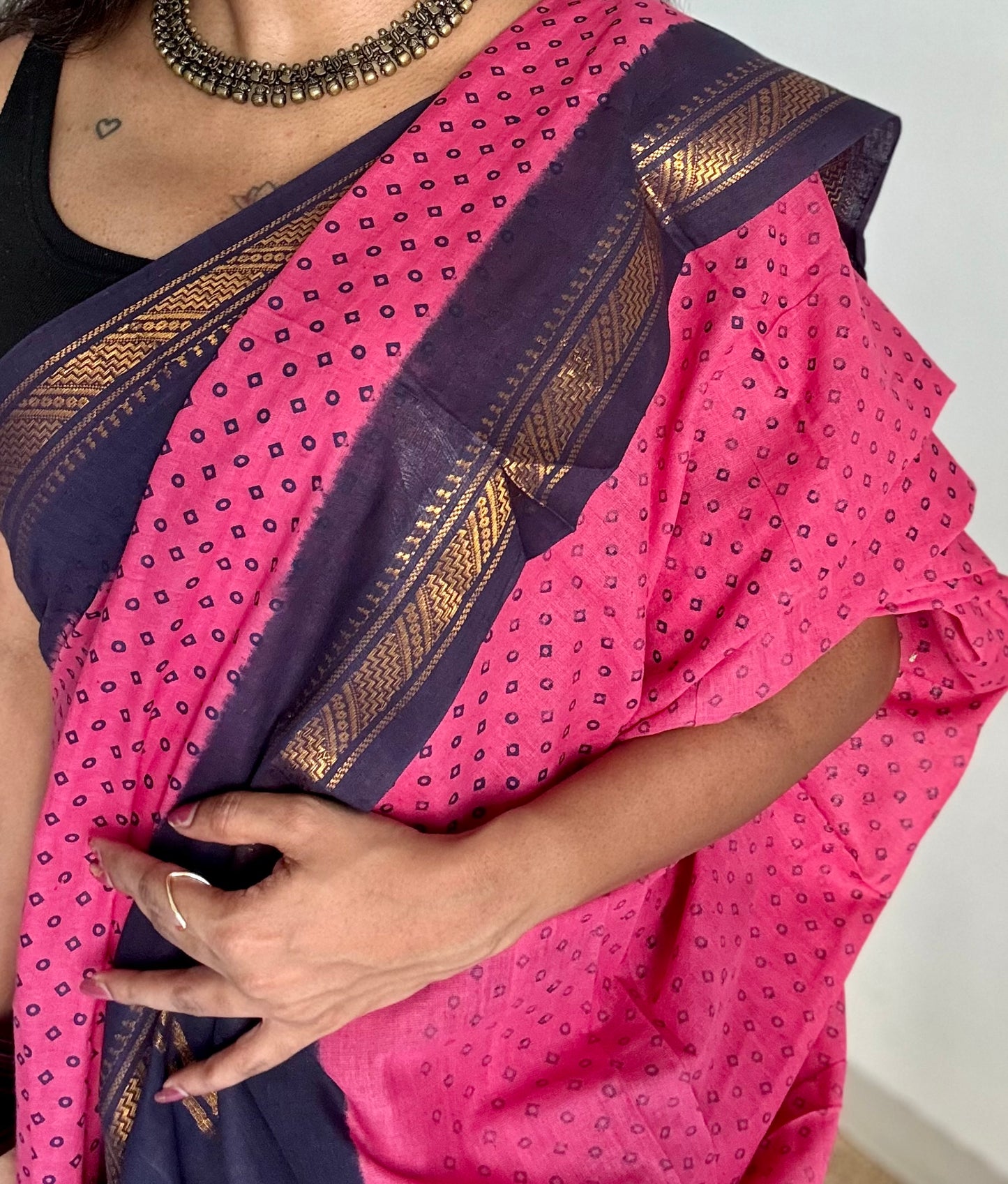 Rosy pink with navy blue contrast, kattuchayam dyed madurai cotton saree - YCCOTNMA248