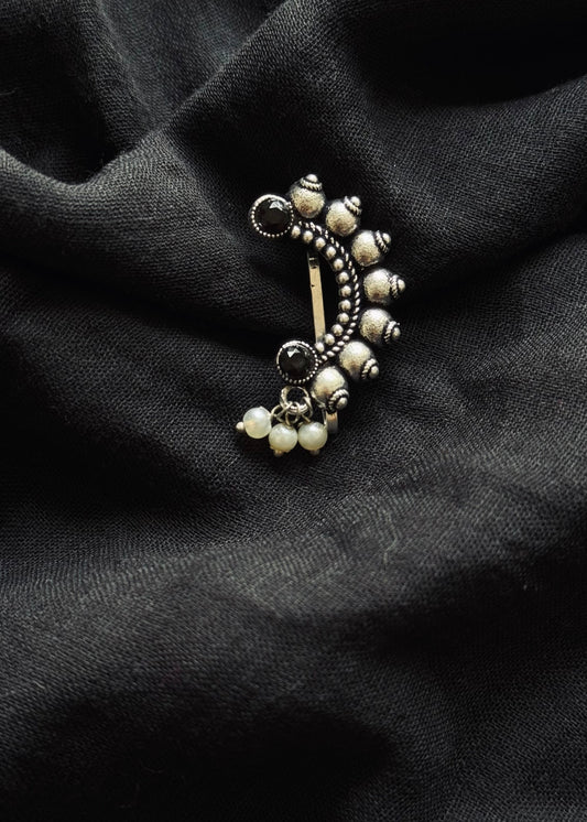 Oxidised silver, black stone, clip on Maharashtrian nath - YCOSNC196