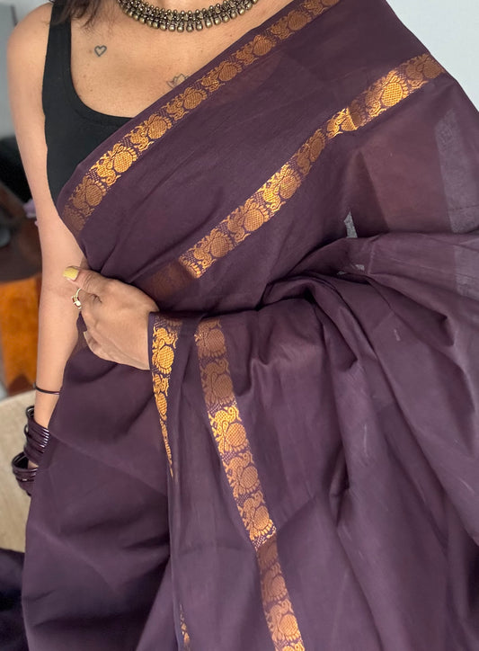 Brown rettaipettu peacock double bordered, kattuchayam dyed madurai cotton saree  - YCCOTNMSFE328