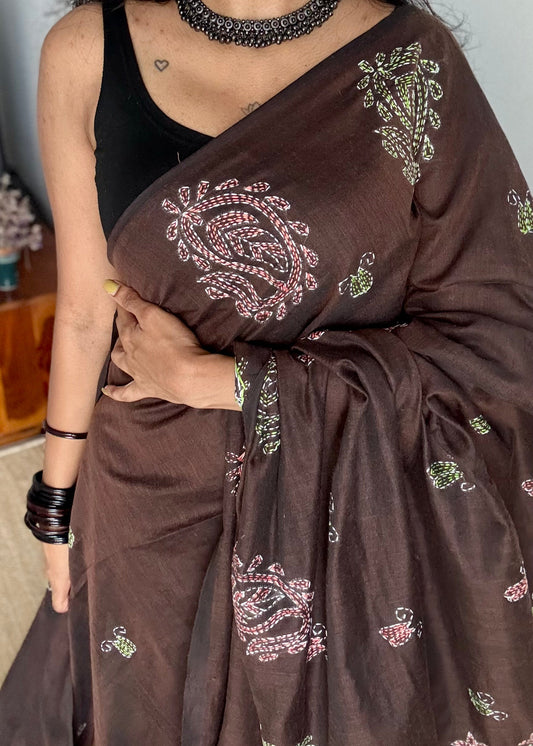 Mrittikar Gondho (মৃত্তিকার গন্ধ) - The Scent of Soil, dark brown kantha weave in soft khadi cotton - YCBCSEKC04