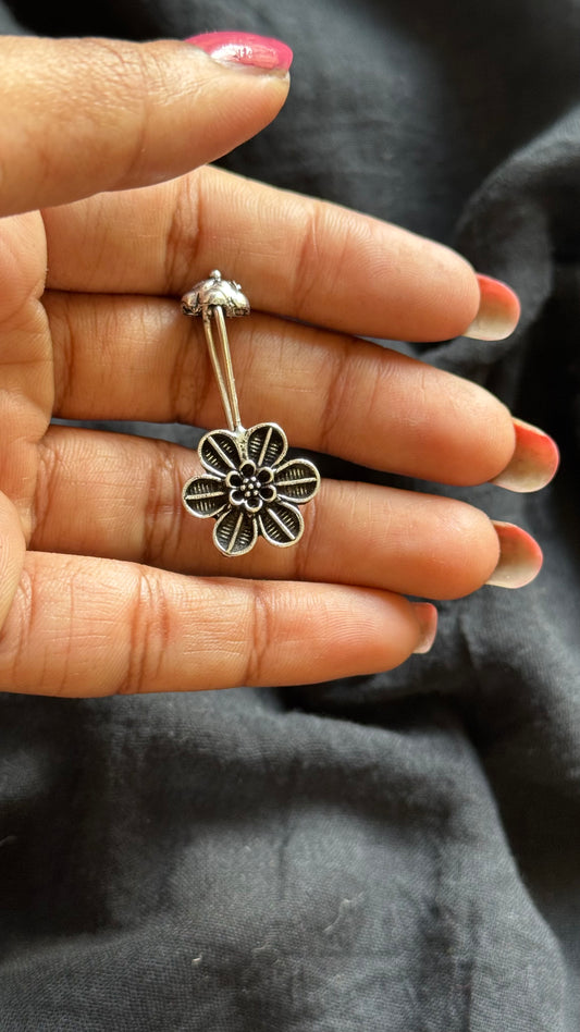 Bugadi clip-on (non pierced), oxidised silver - YCOSEBU520
